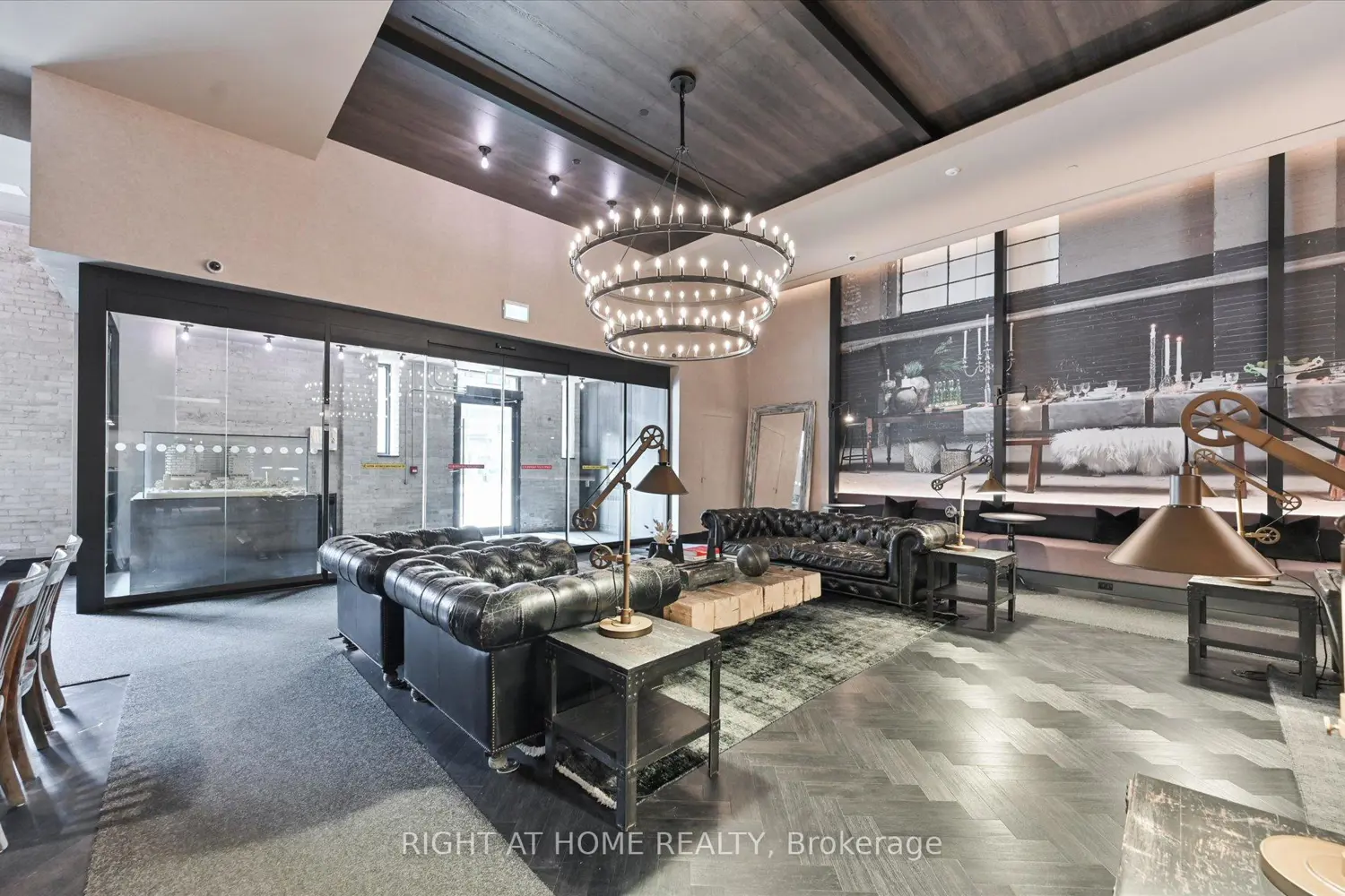 Additional image 15 of 505 Richmond Street 623