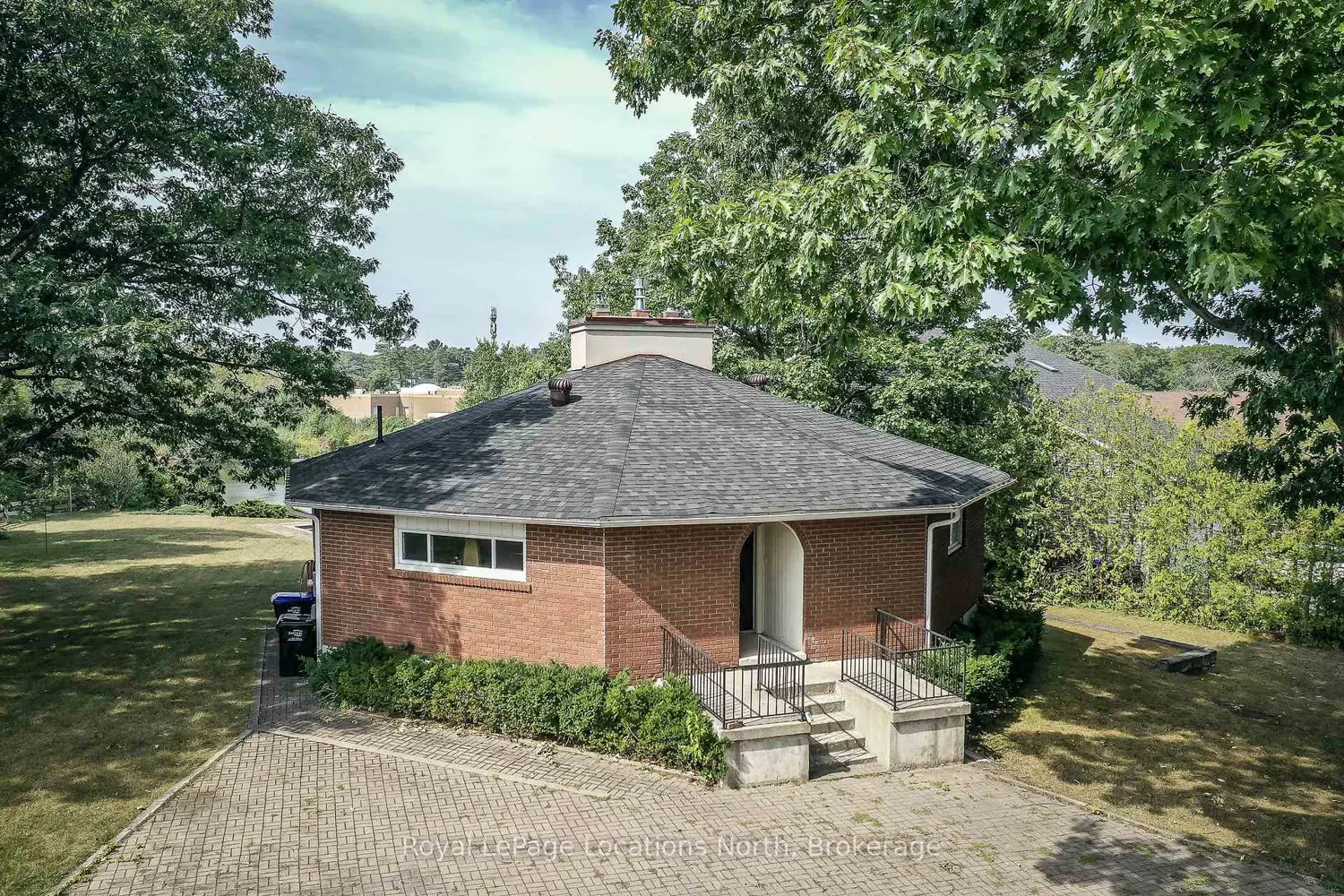 10 Sunset Court