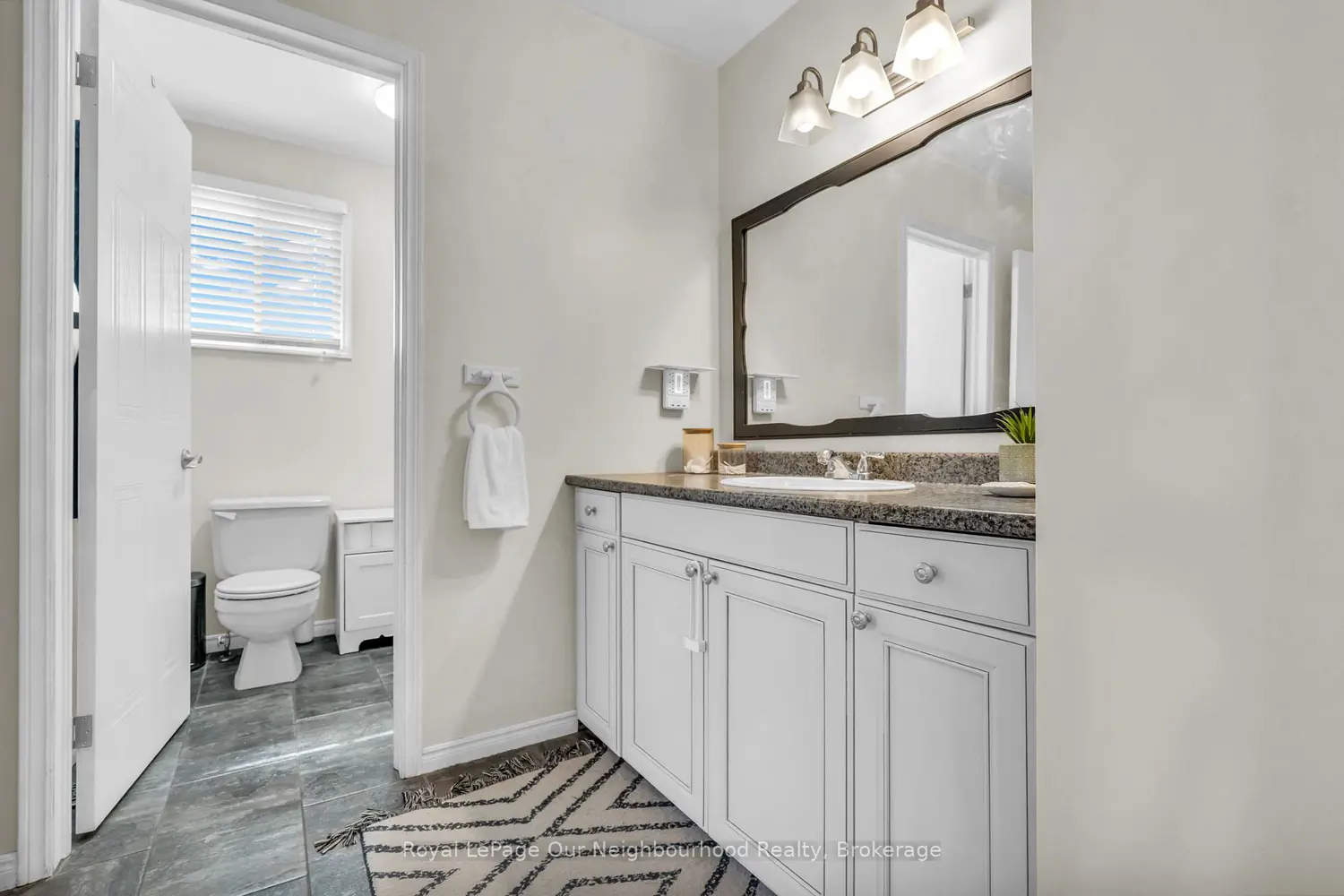 Additional image 3 of 300 Ardsley Crescent