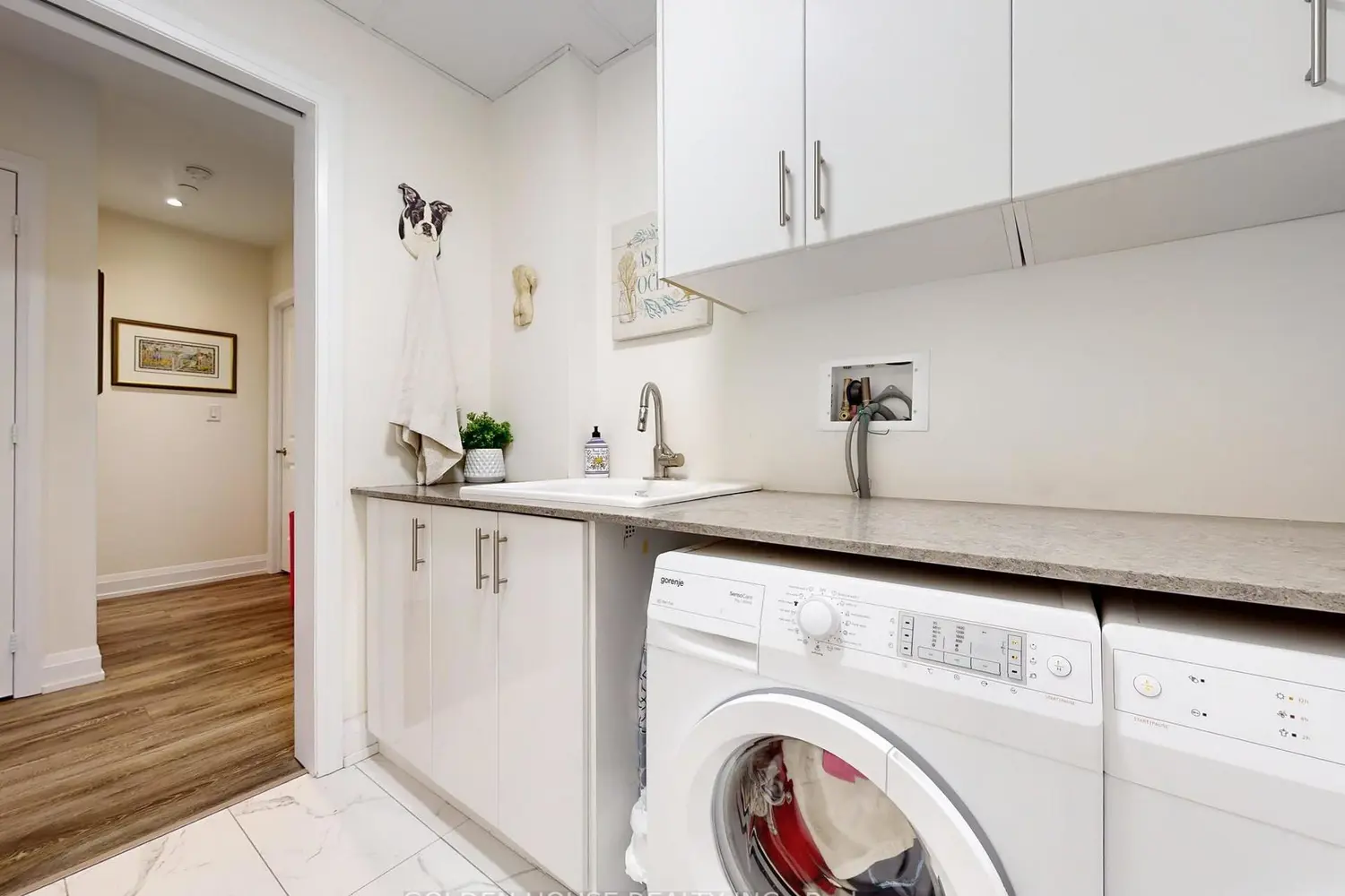 Additional image 14 of 200 Woodbine Avenue 403
