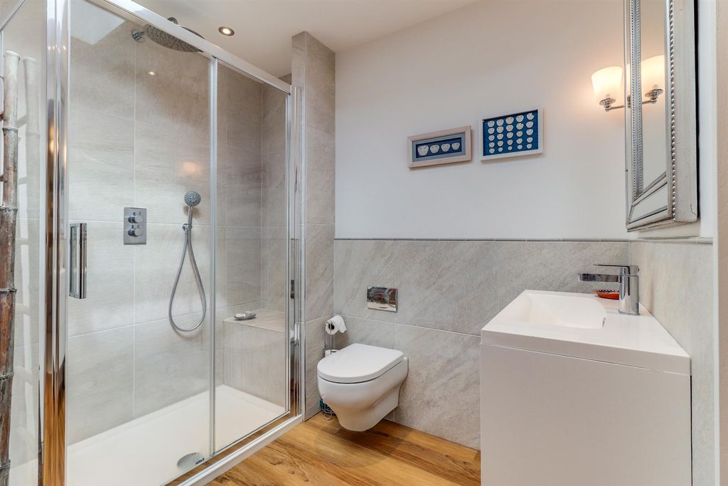 Additional image 9 of 5 bed detached house to rentLansdown, Cheltenham GL51
