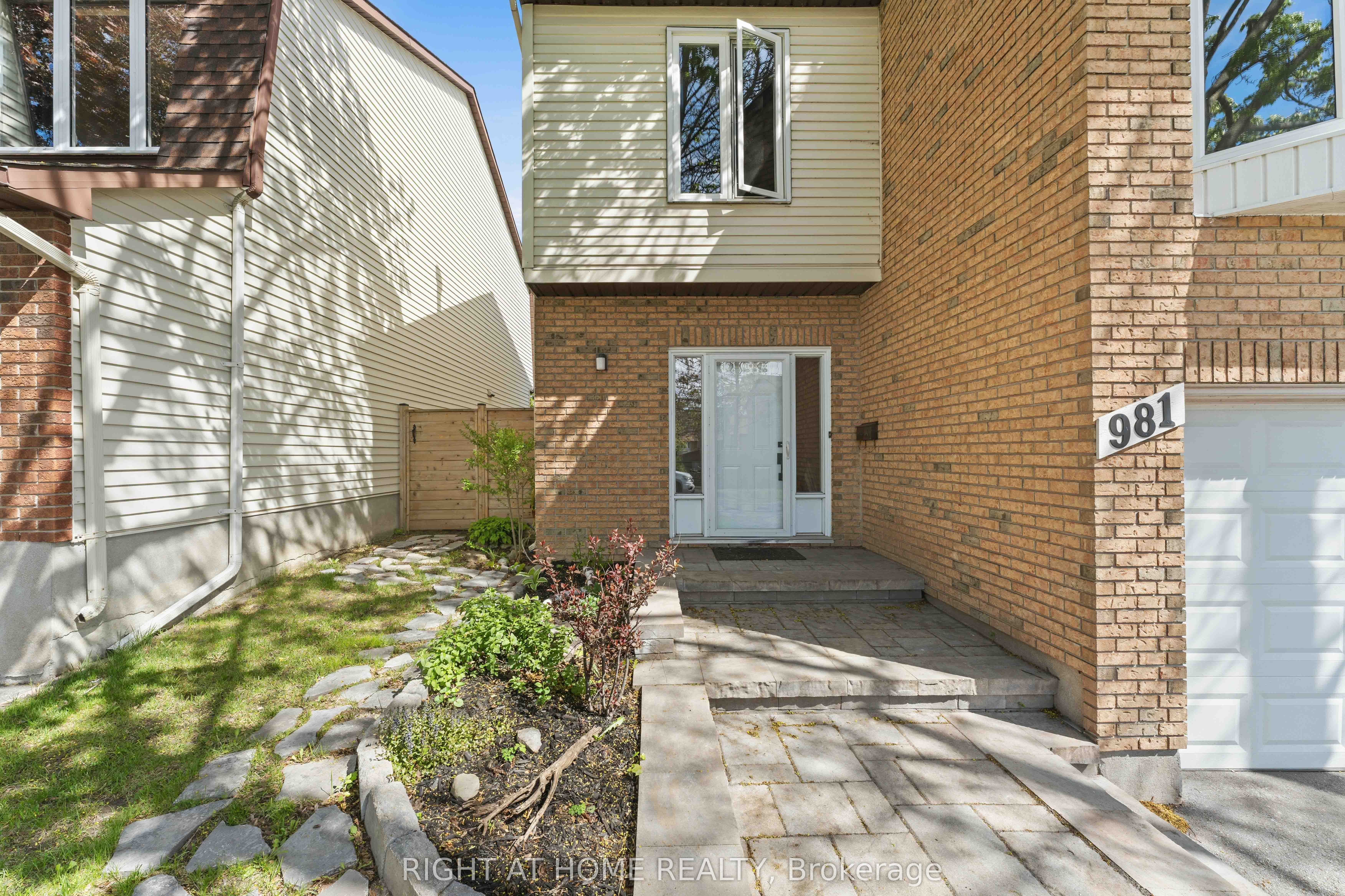 Additional image 4 of 981 Barwell Avenue, Ottawa, ON, K2B 8H4