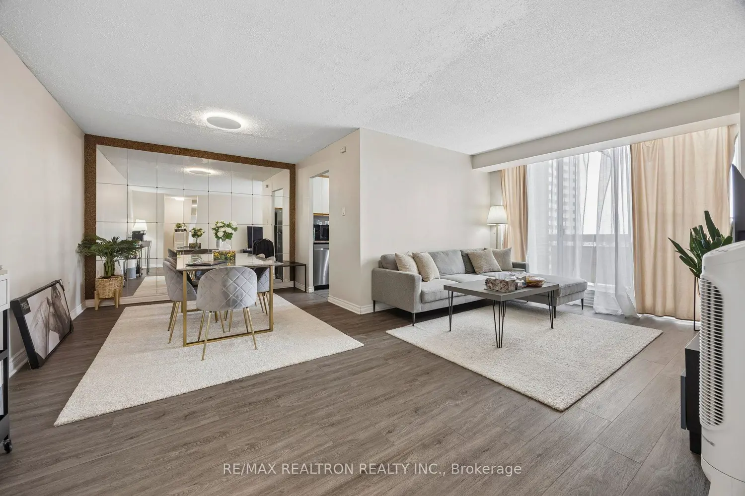Additional image 6 of 205 Hilda Avenue 2208