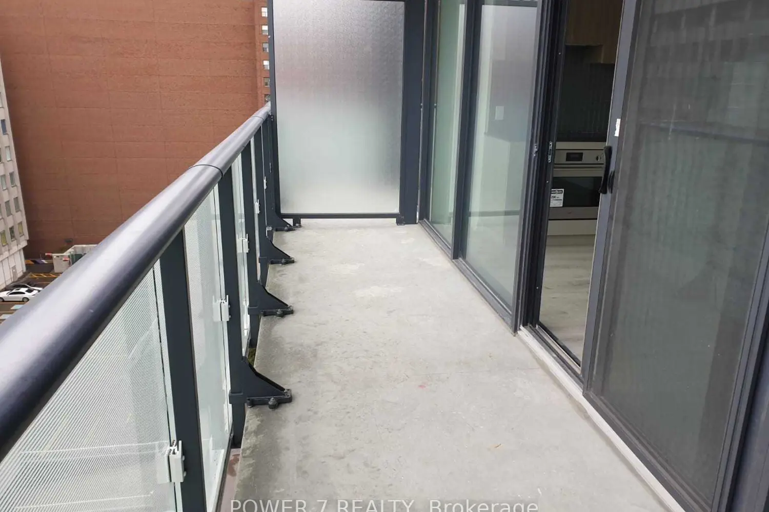 Additional image 12 of 161 Roehampton Avenue 911