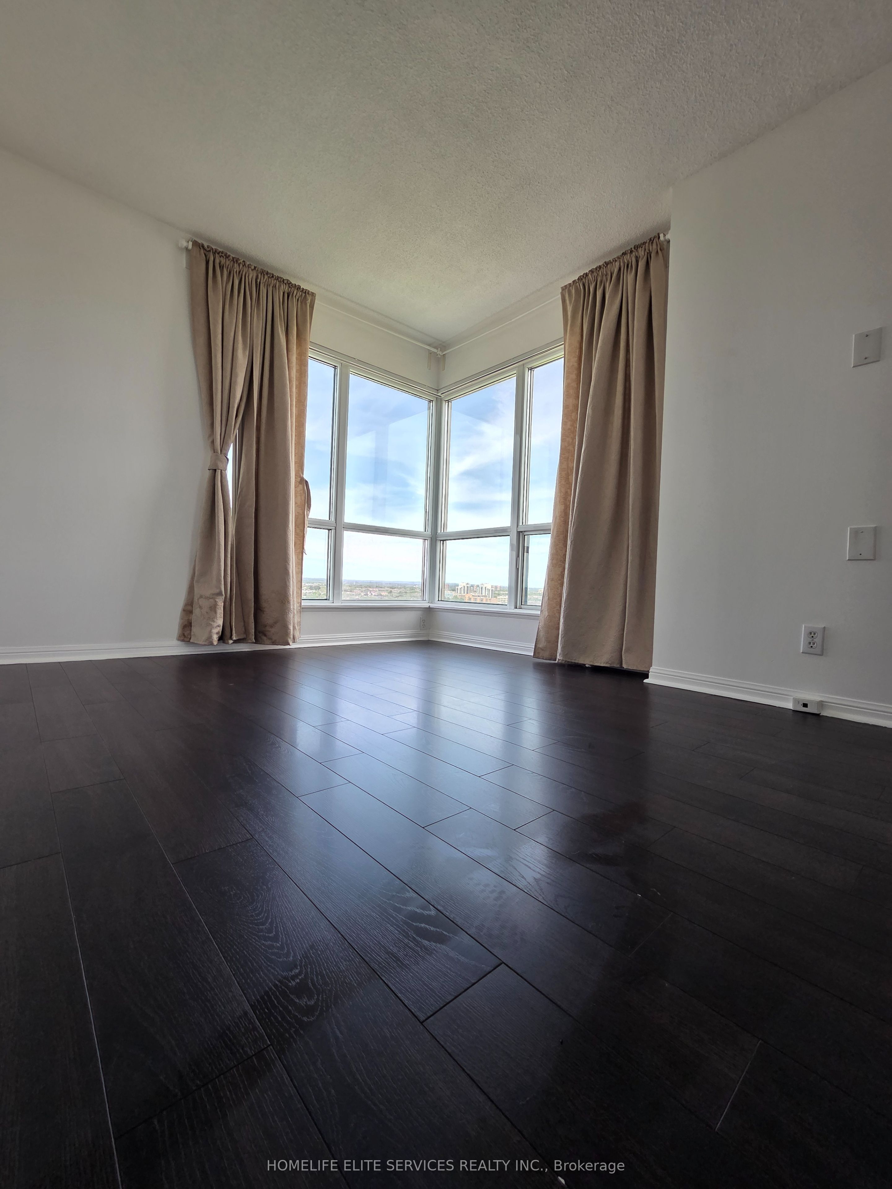 Additional image 4 of 2106-11 Lee Centre Drive, Toronto, ON, M1H 3J5