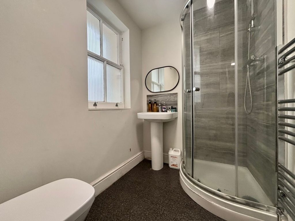 Additional image 6 of 2 bed flat to rentFirst Avenue, Hove BN3