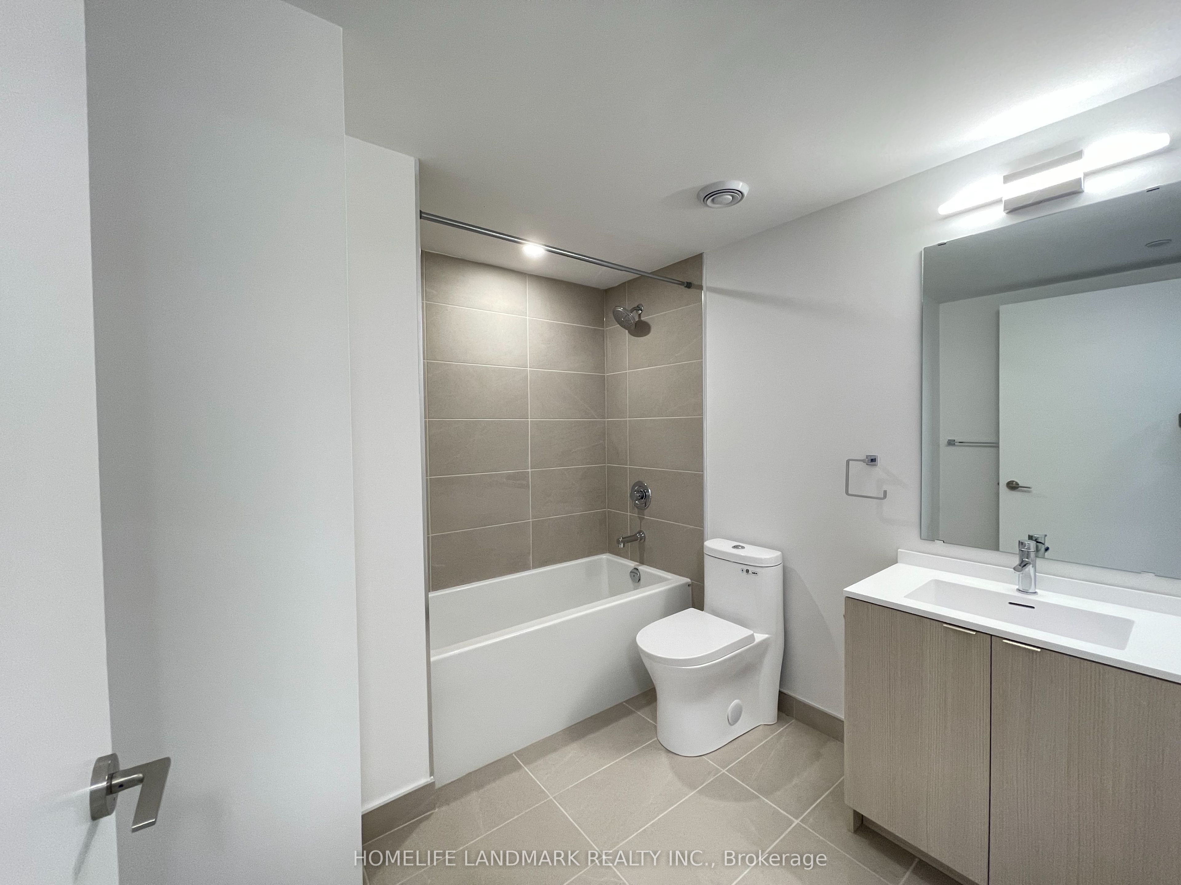 Additional image 6 of 803-100 Queen Street E, Toronto, ON, M5C 0B5