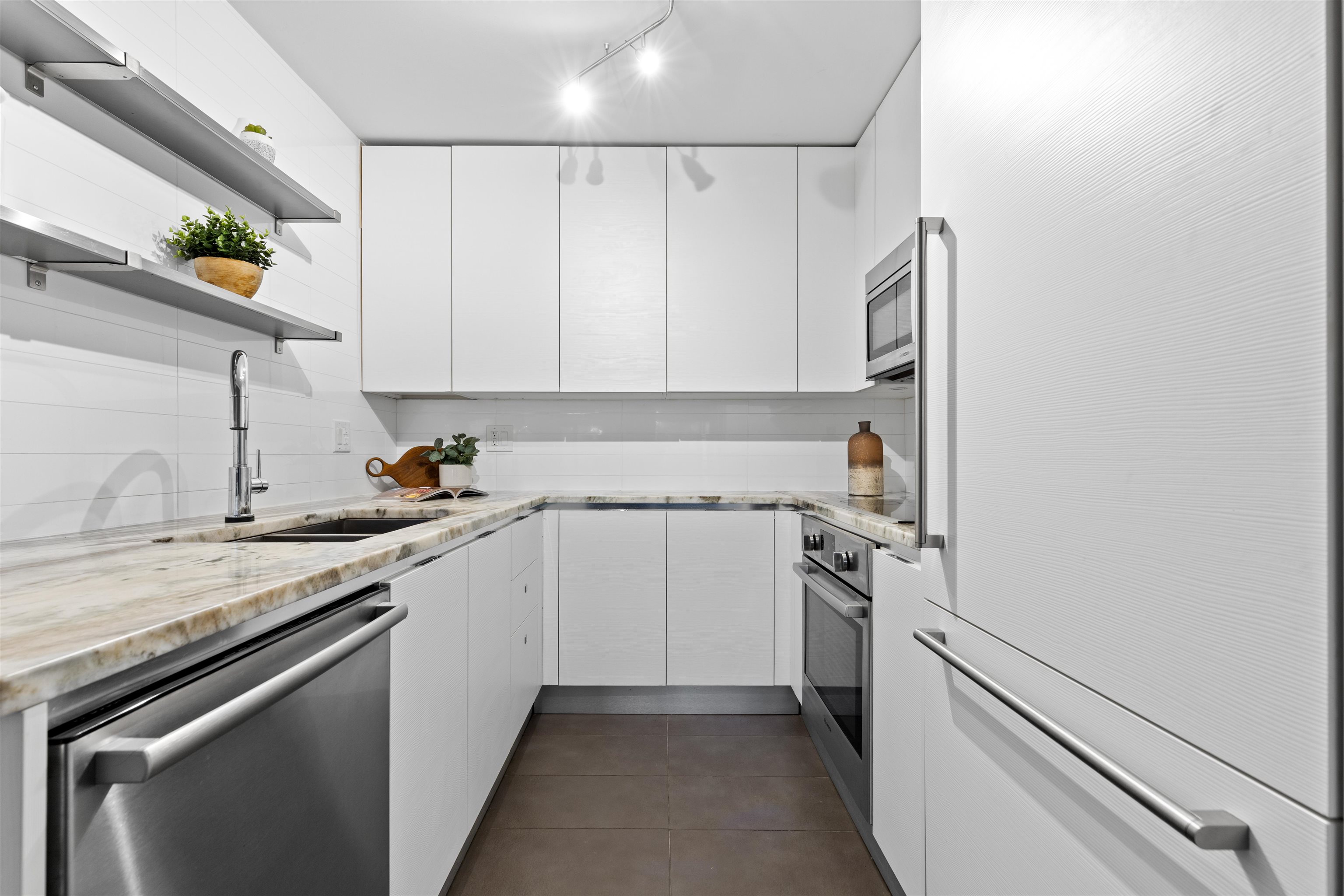 Additional image 5 of 340-8500 Ackroyd Road, Richmond, BC, V6X 3H8