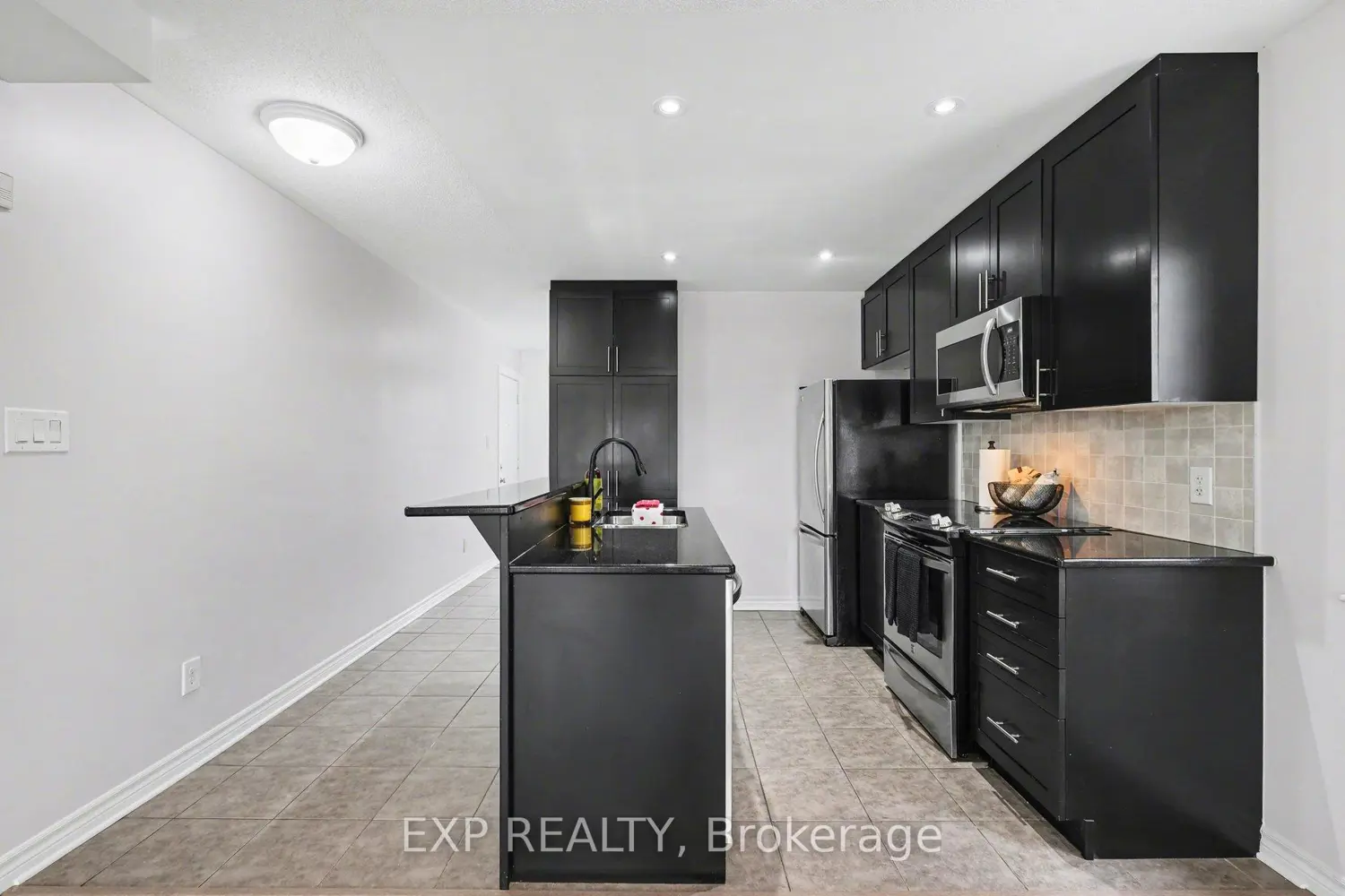 Additional image 5 of 2563 Longfields Drive