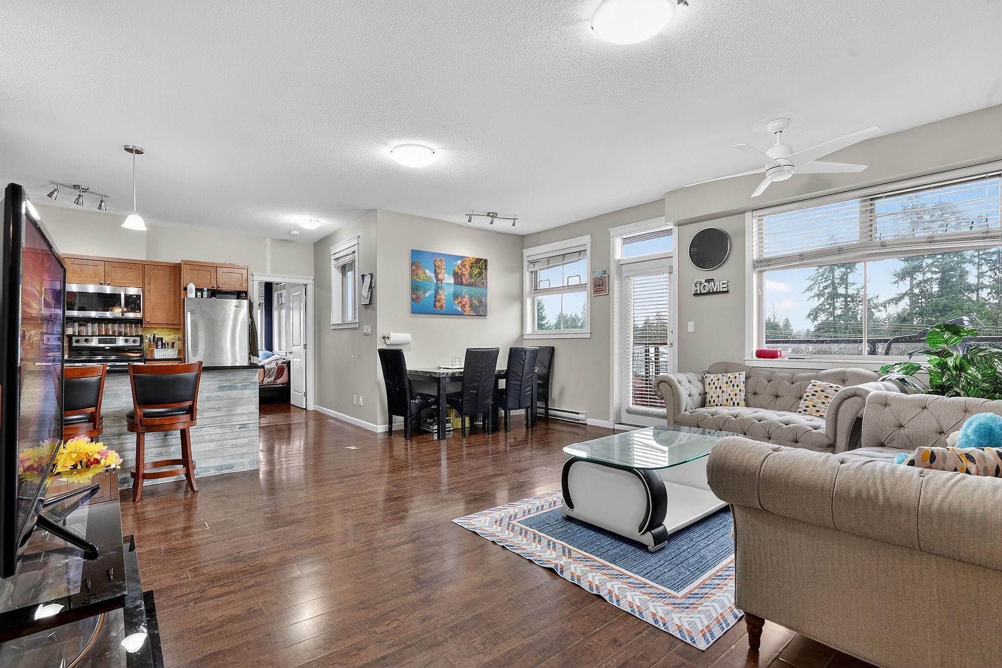 404-22858 Lougheed Highway, Maple Ridge, BC, V2X 2V6
