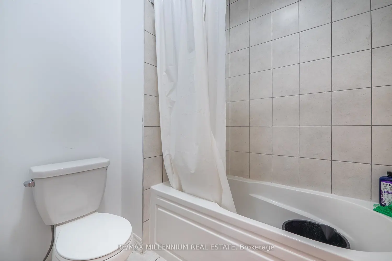 Additional image 13 of 505 Dundas Street
