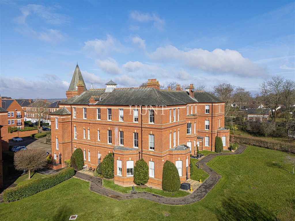 Additional image 29 of 2 bed flat to rentBrandesbury Square, Repton Park, Woodford Green, Essex IG8