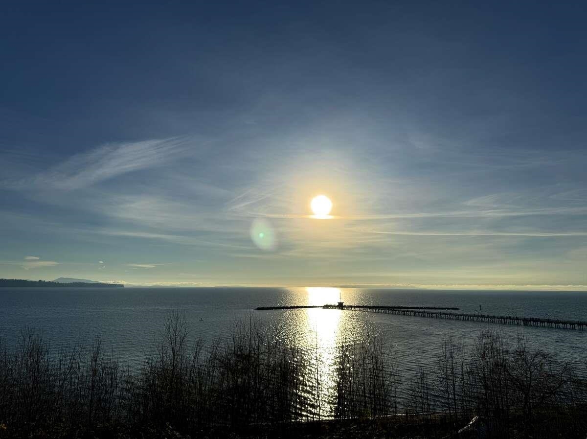 15181 Marine Drive, White Rock, BC, V4B 1C5