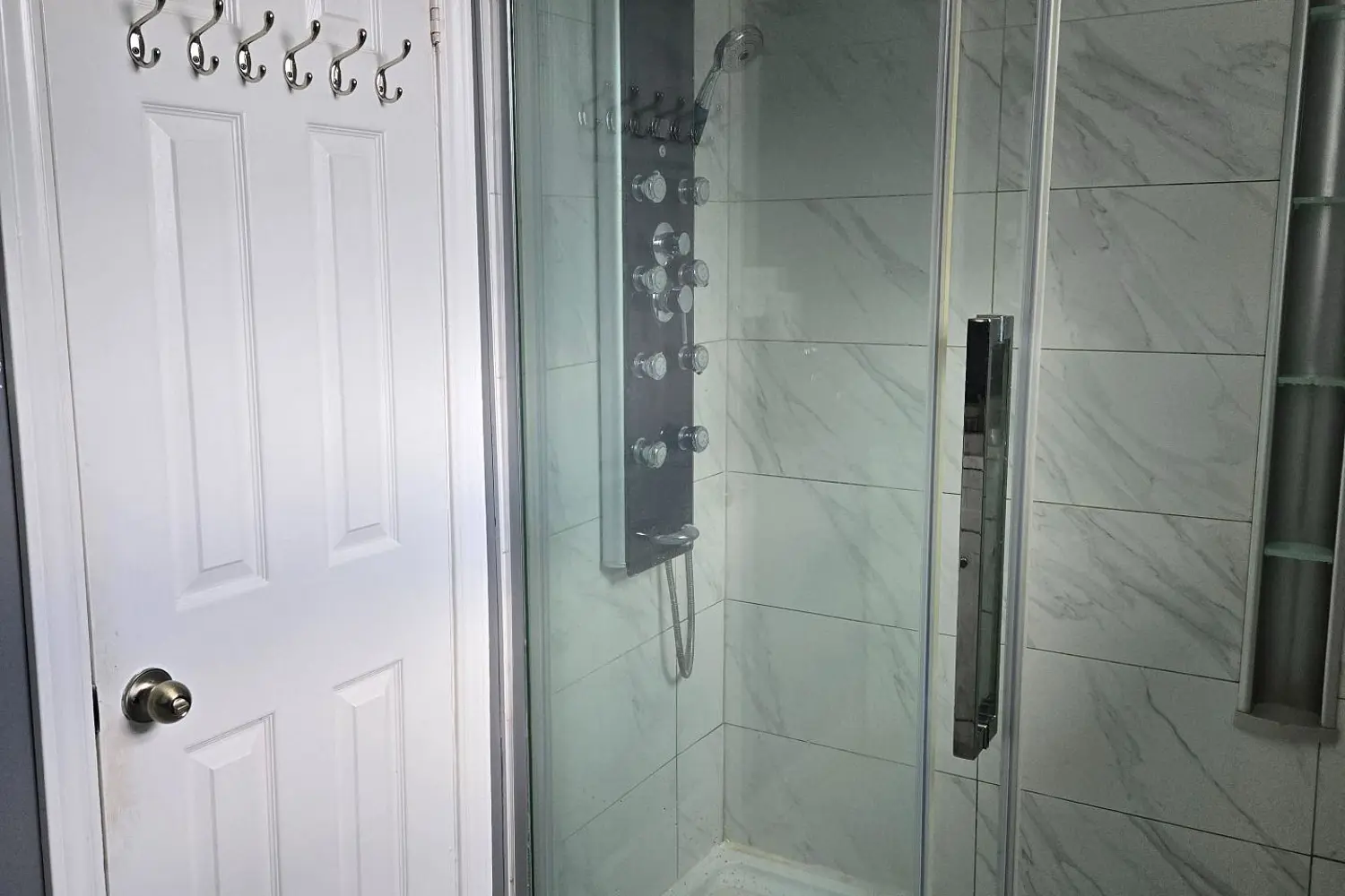 Additional image 10 of 412 Melores Drive