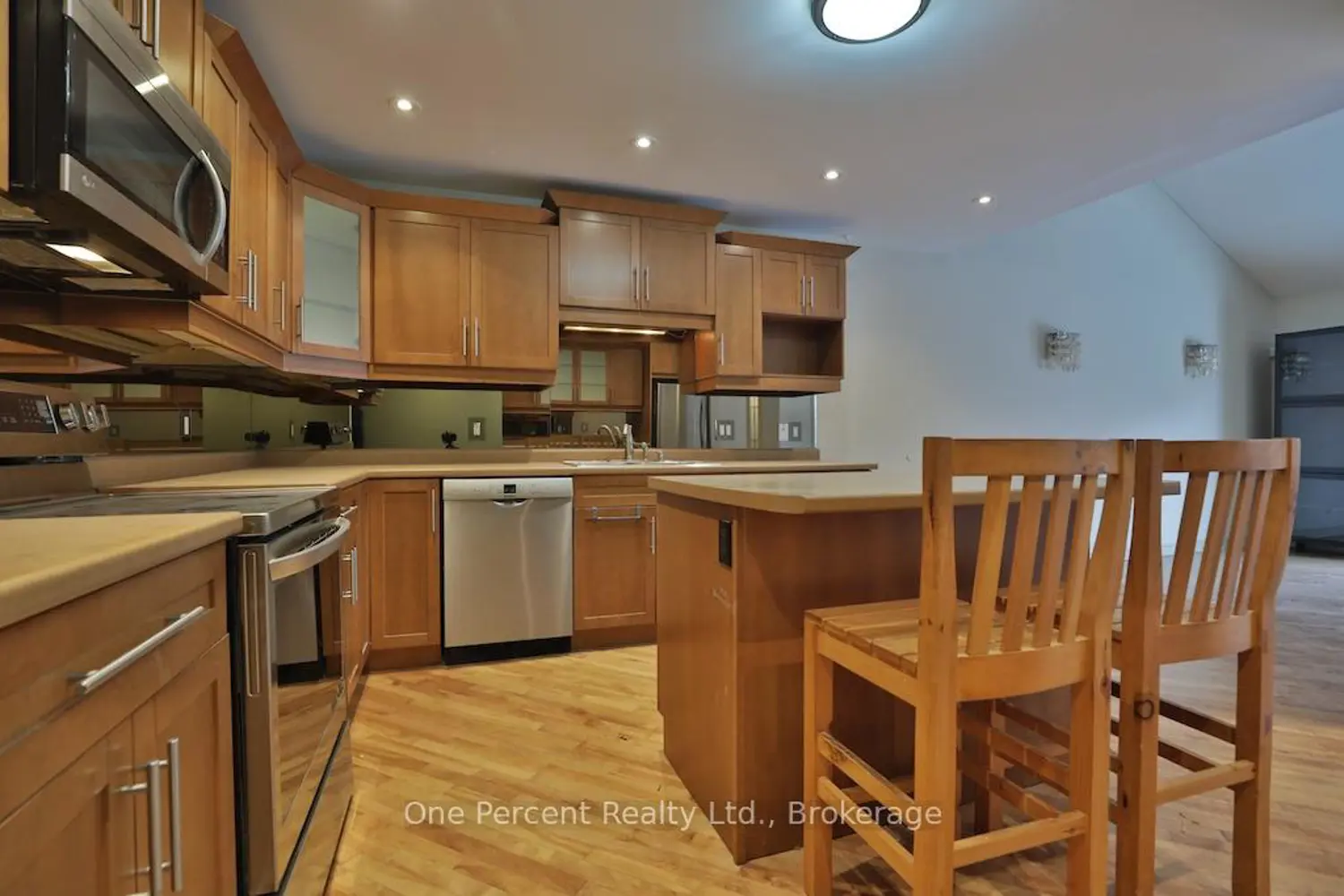 Additional image 7 of 7 Gibson Place 21