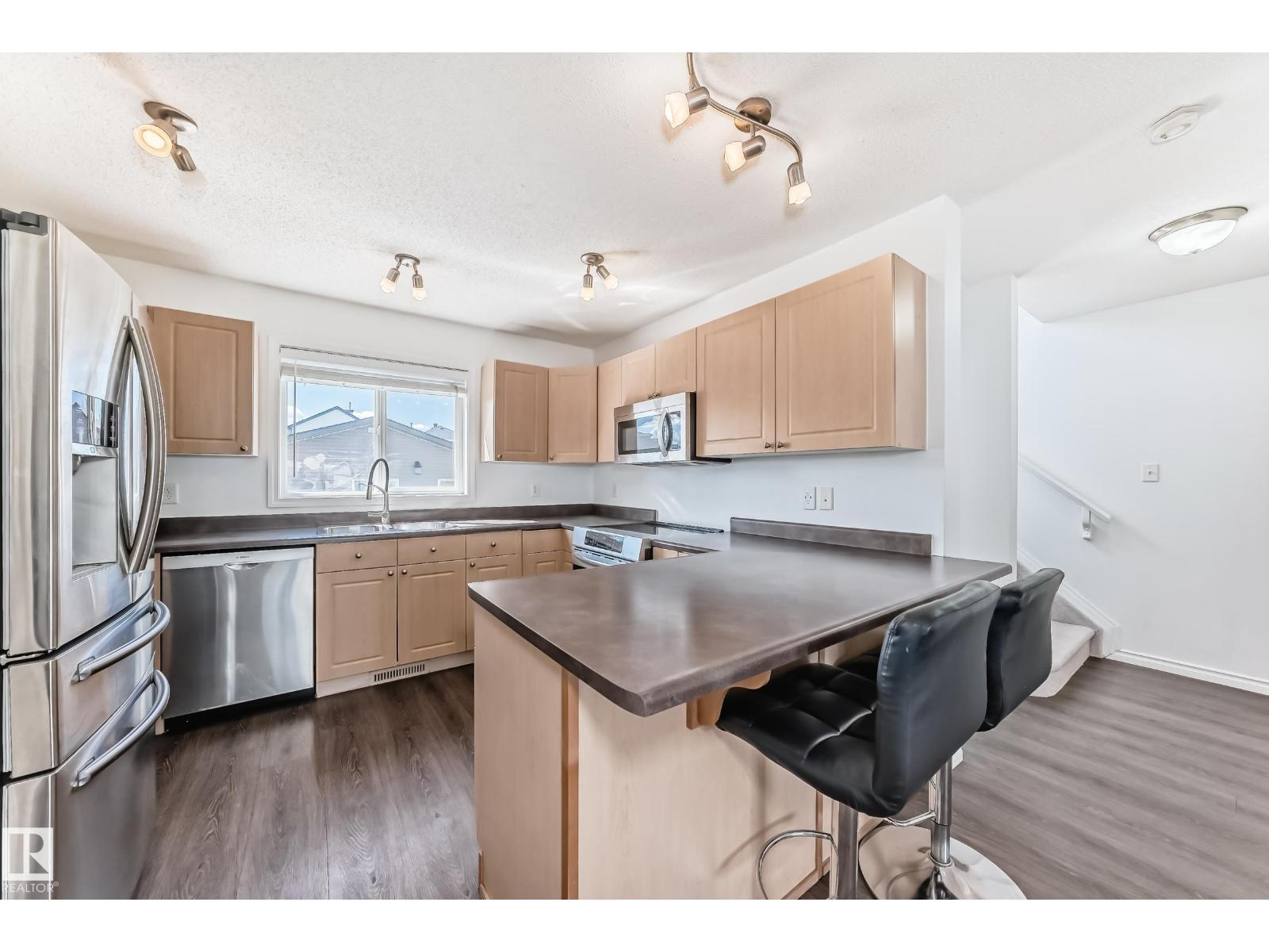 Additional image 3 of 2339 28b Ave Avenue NW, Edmonton, AB, T6T2A4