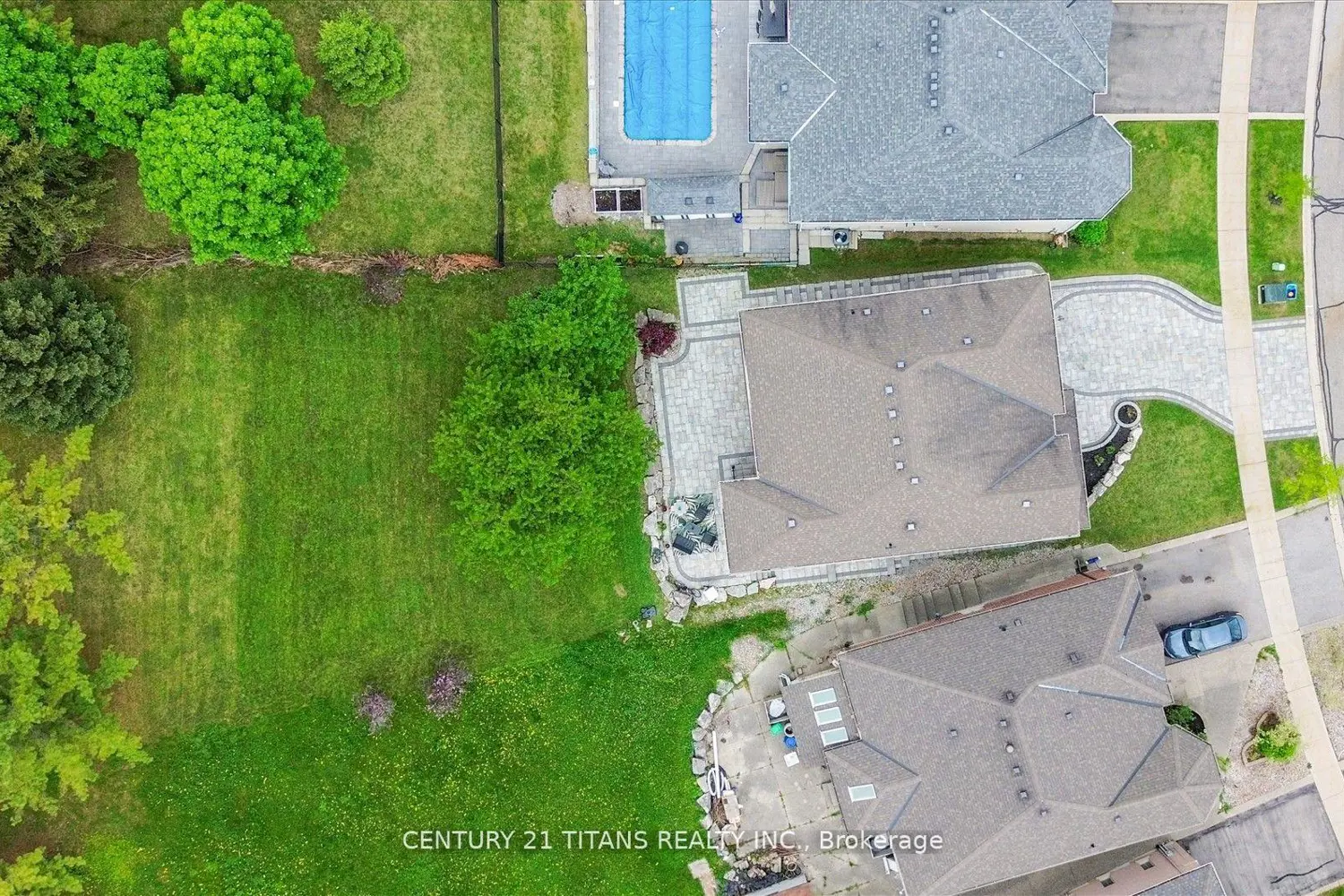 Additional image 18 of 577 Royalpark Way