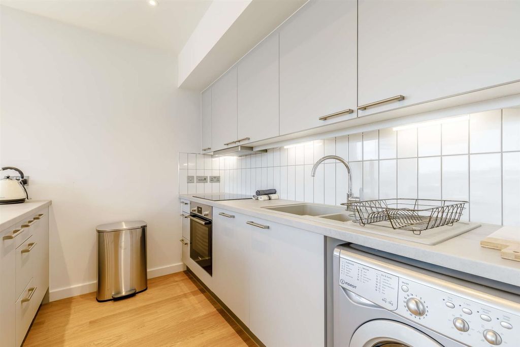 Additional image 3 of 2 bed flat to rentMatlock Spa Road, Matlock DE4