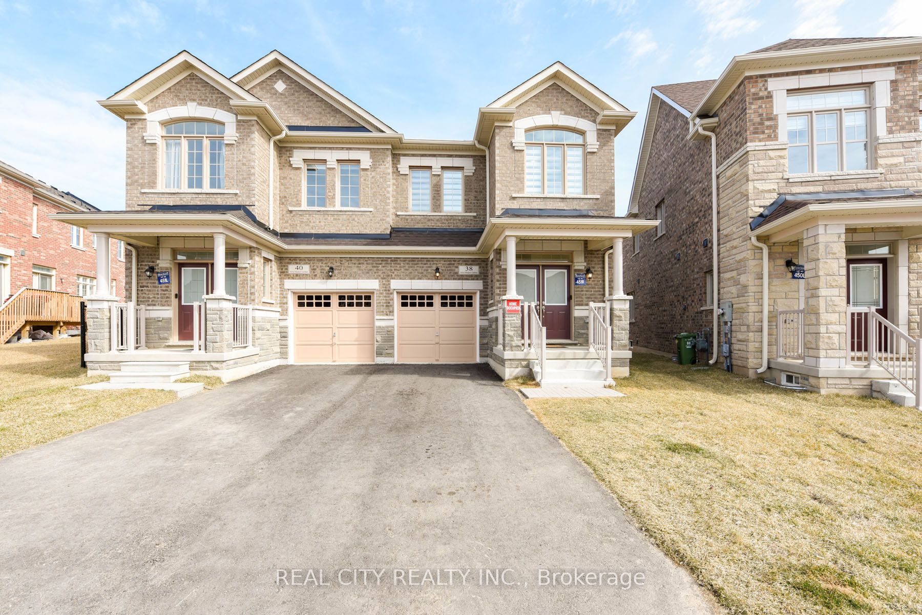 Additional image 2 of 38 Silver Meadow Gdns Gardens N, Hamilton, ON, L8B 1Z4