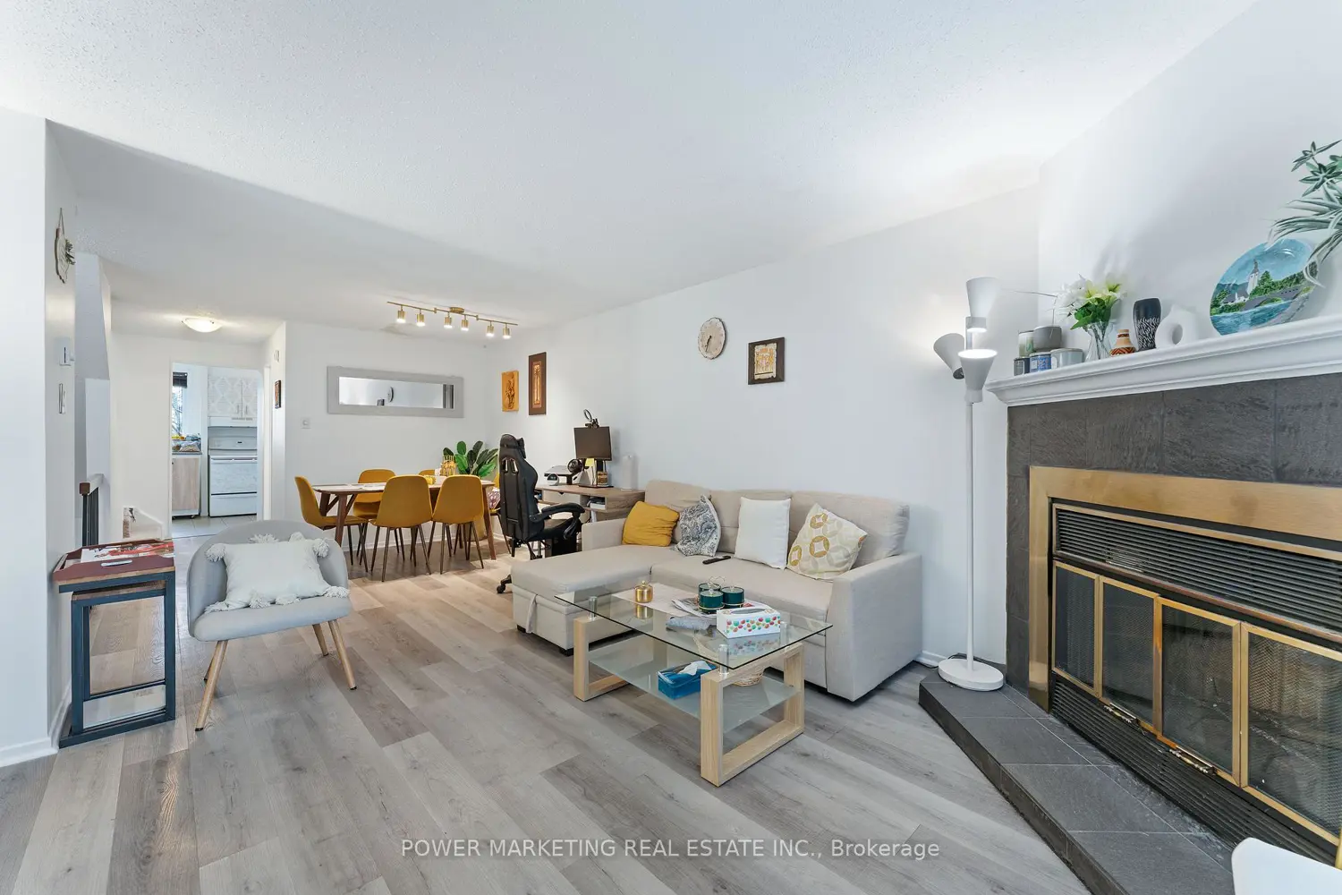 6702 Jeanne D'arc Boulevard B photo 4