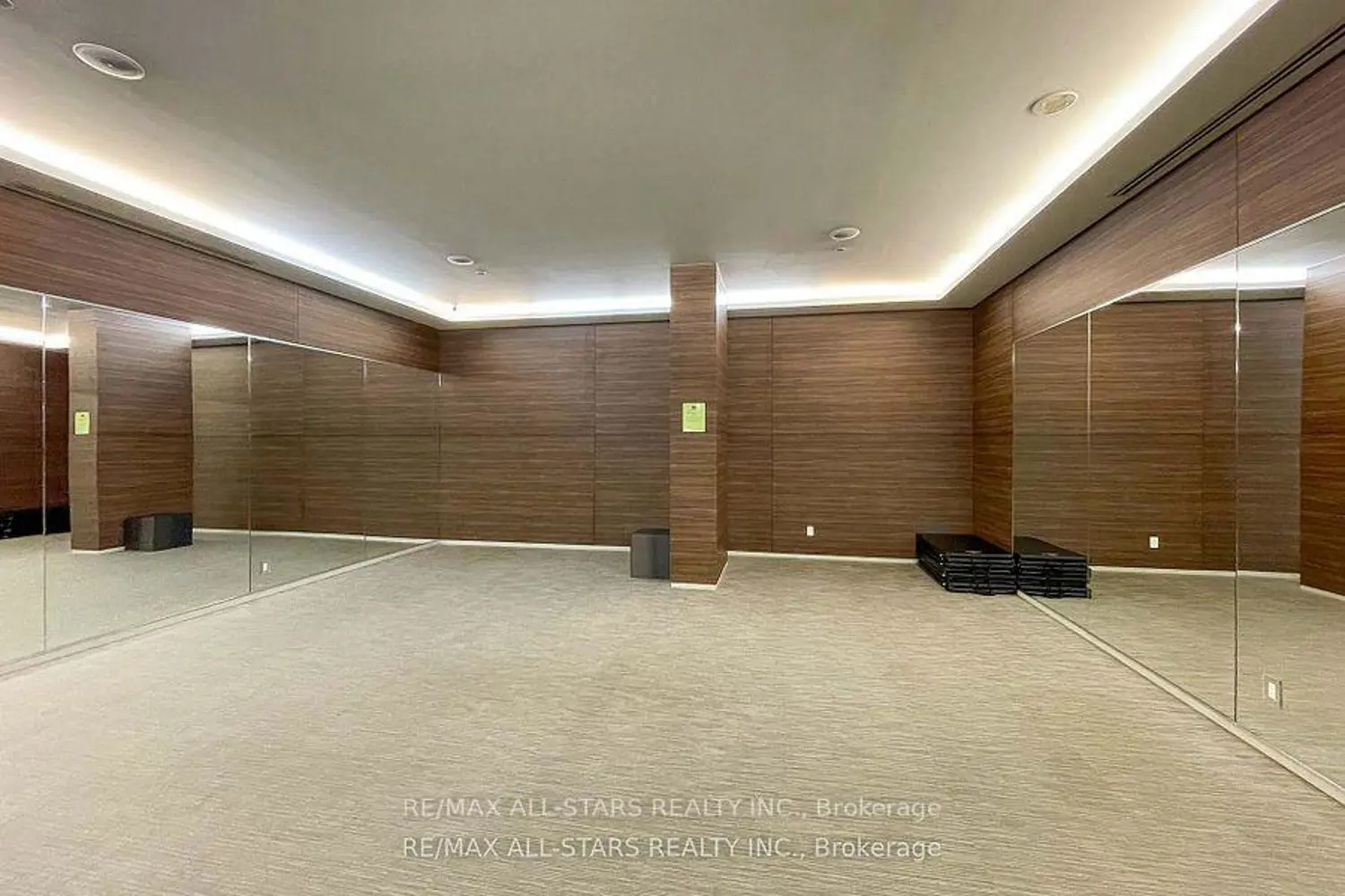 Additional image 15 of 1030 King Street 908