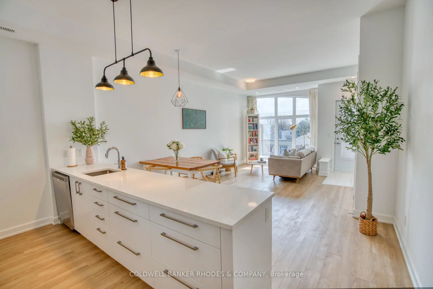 Additional image 5 of 515 Gladstone Avenue 5