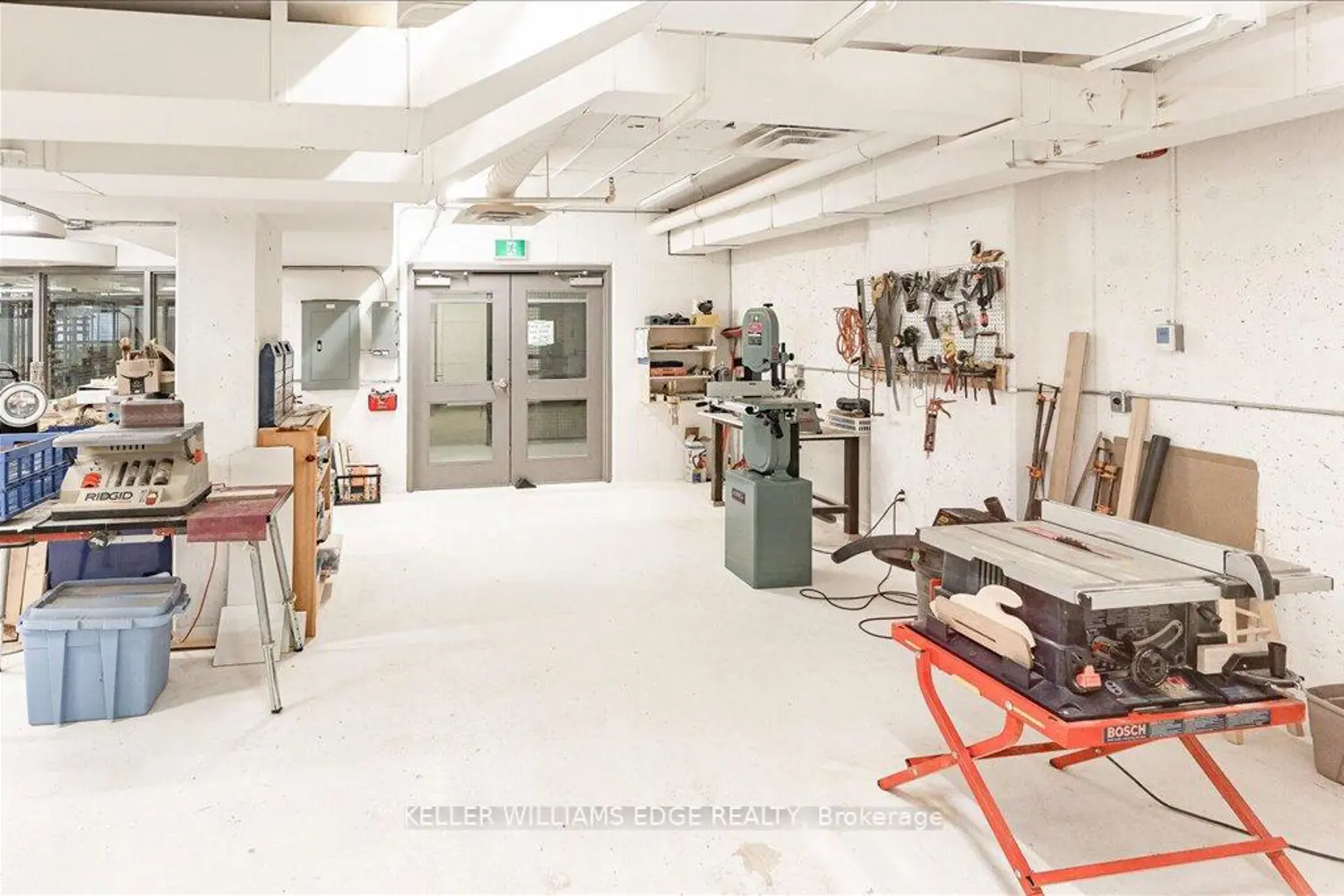 Additional image 16 of 3290 New Street 607