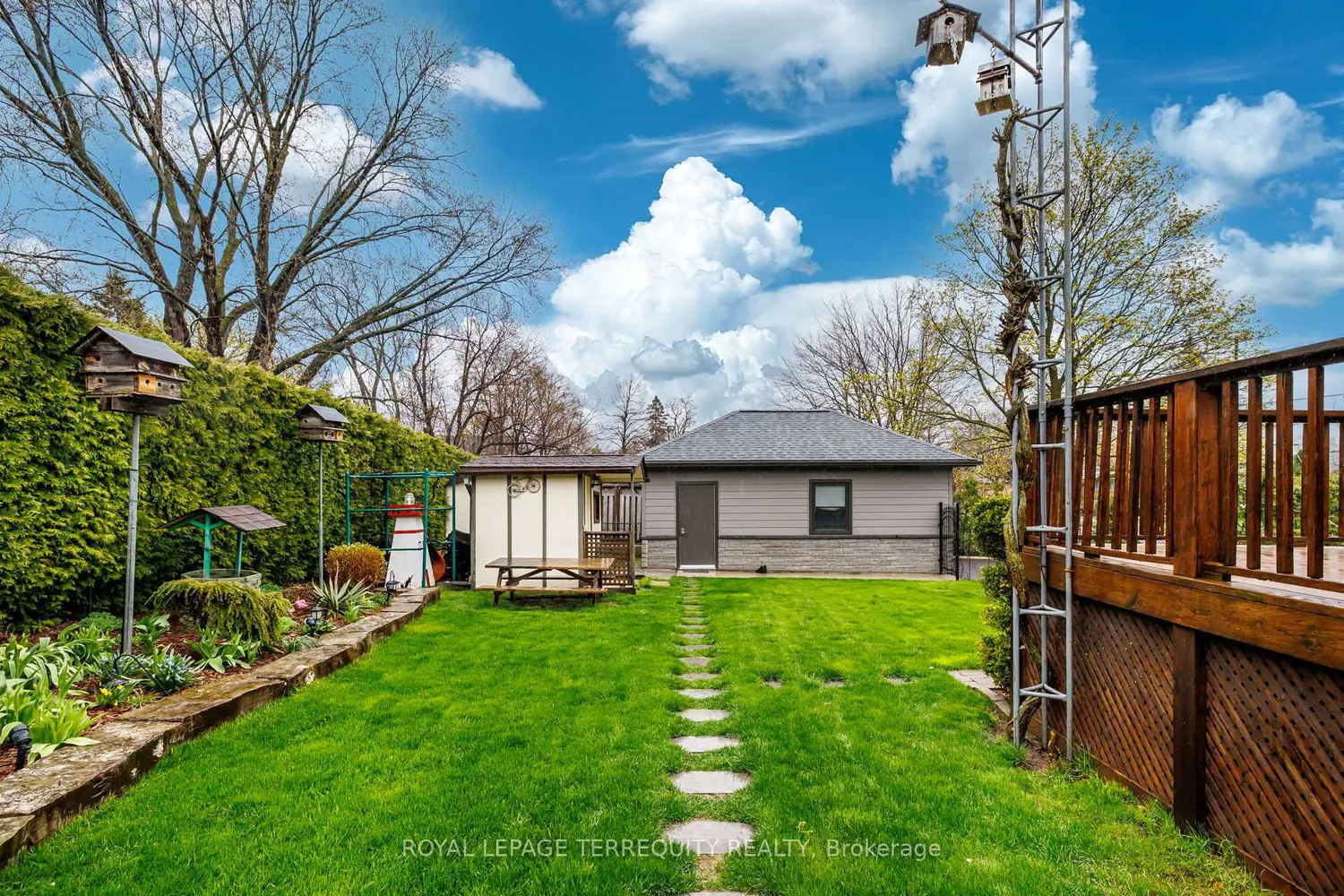 Additional image 13 of 582 Hyacinthe Boulevard