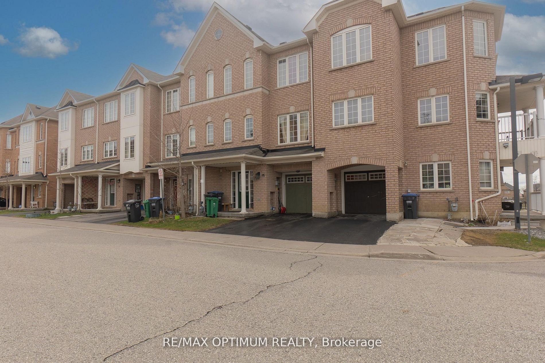 12 Gatlin Street, Brampton, ON, L6Y 0R6 photo 3
