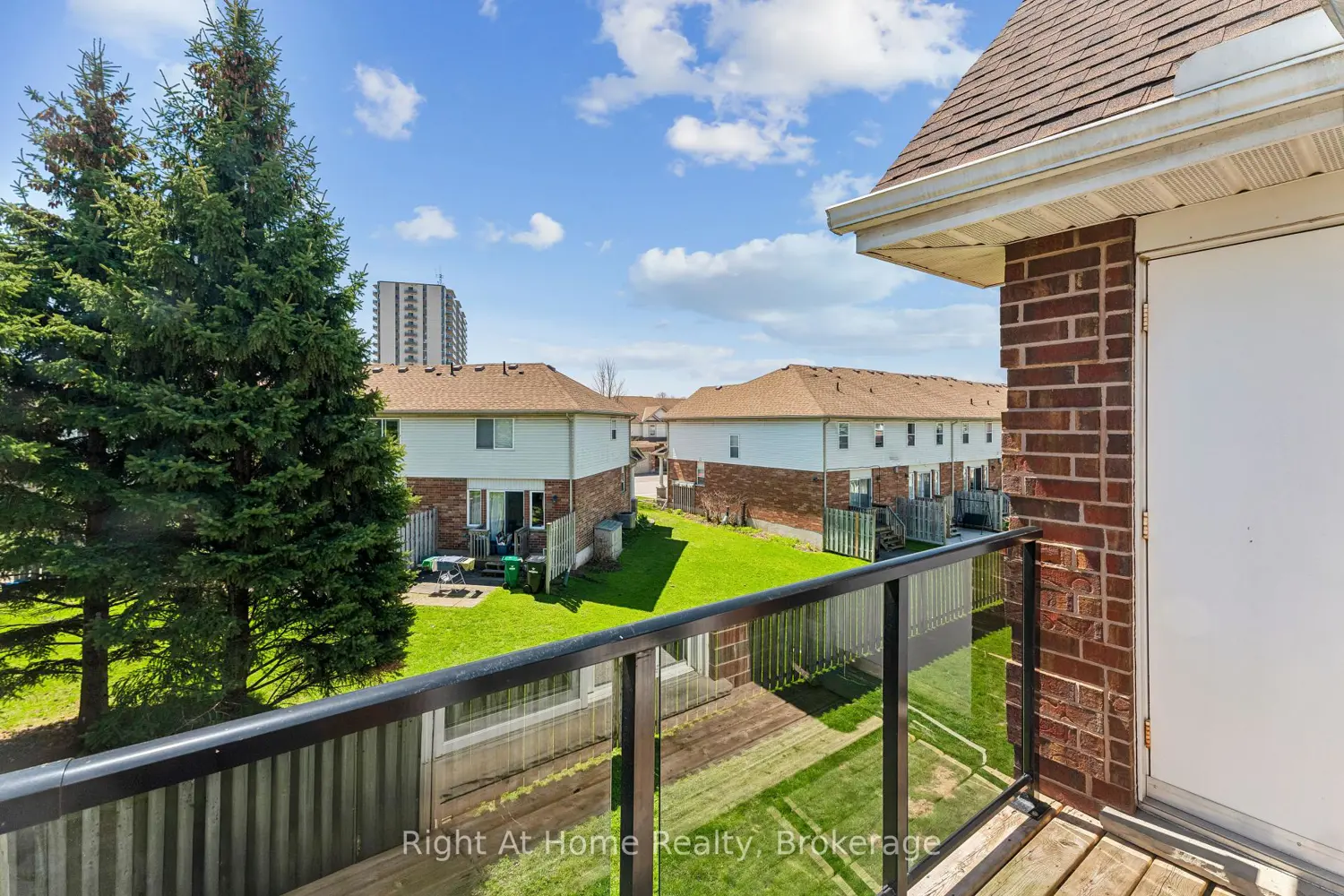 Additional image 17 of 565 Greenfield Avenue 310