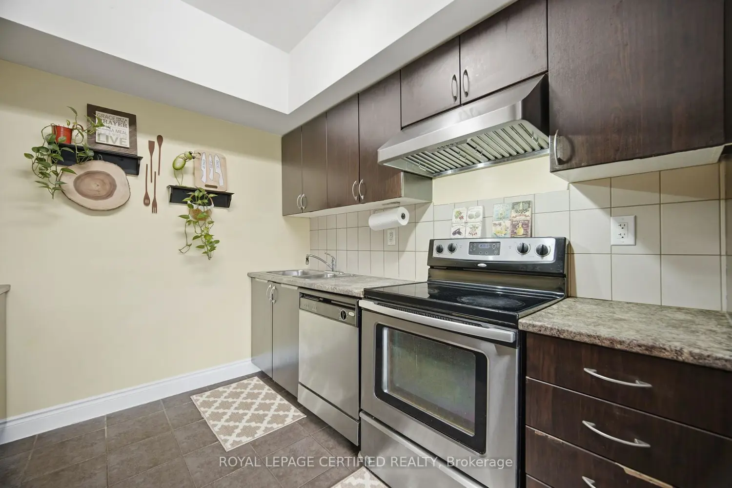 Additional image 3 of 25 Richgrove Drive 101