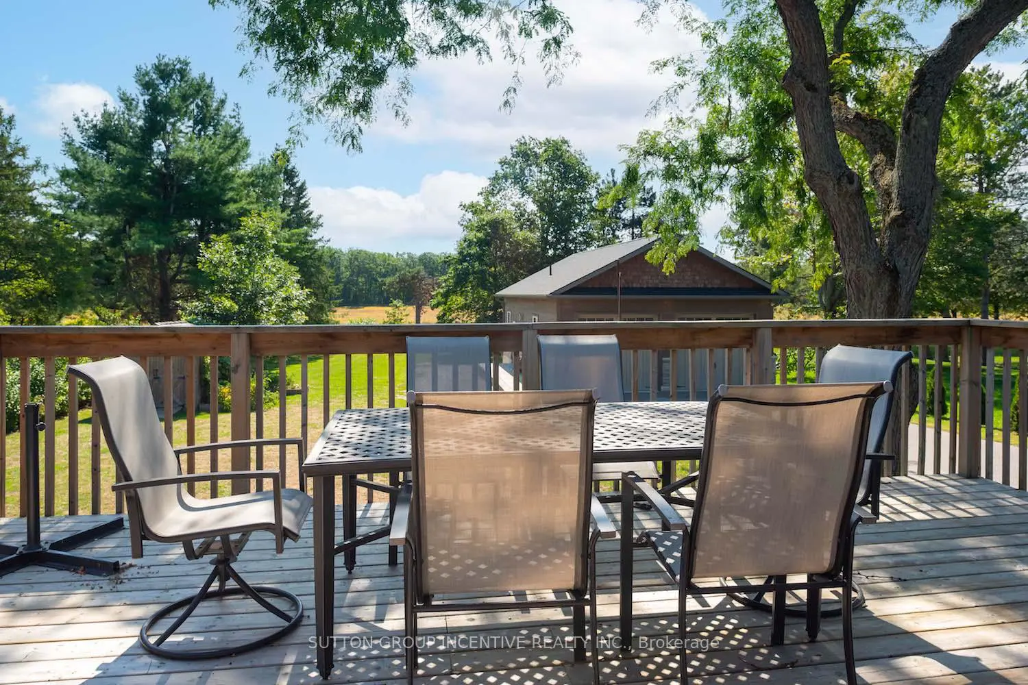 1193 Sunnidale Road photo 4
