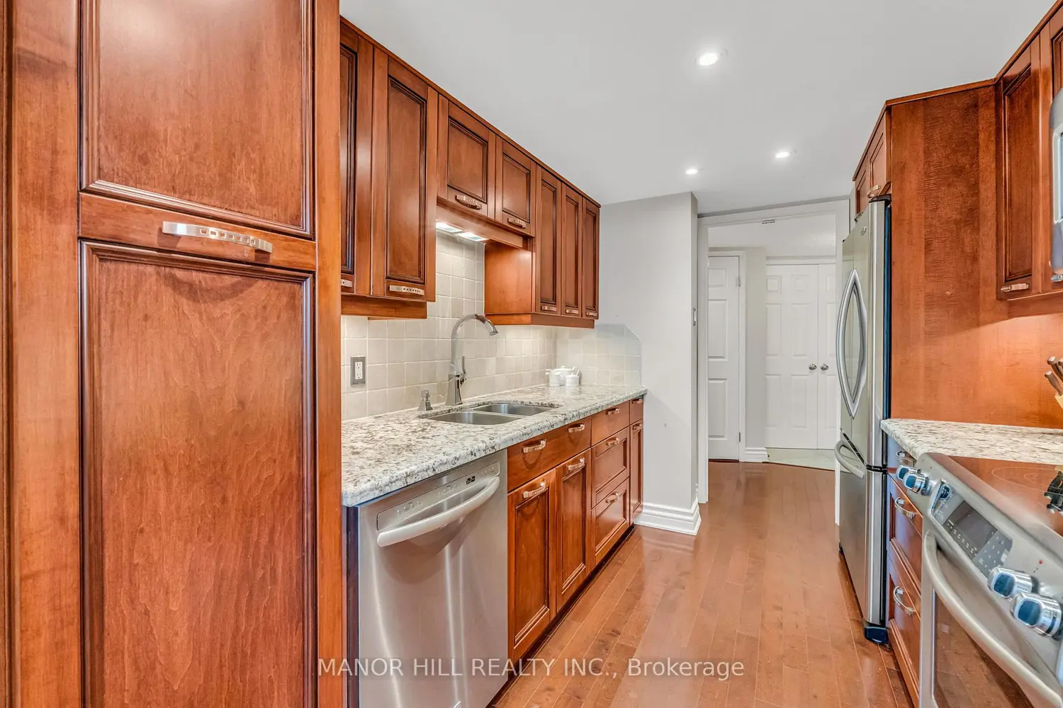 Additional image 6 of 1331 Bay Street 803