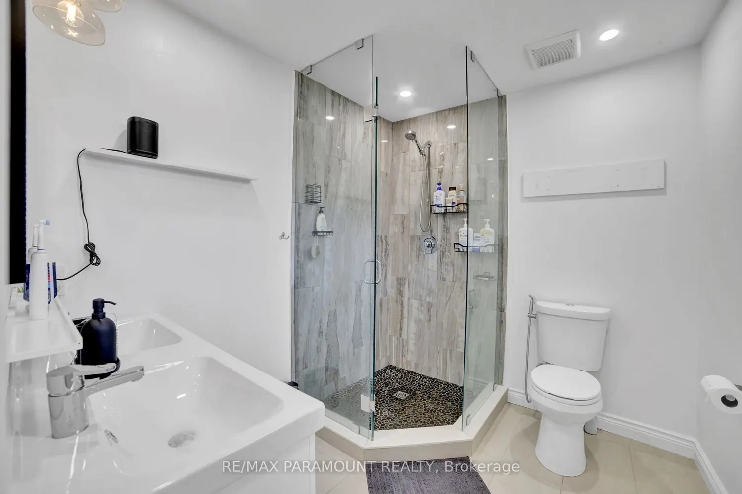 Additional image 15 of 2641 Cavendish Drive