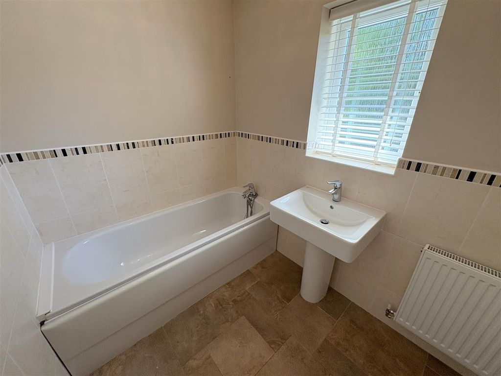 Additional image 29 of 5 bed detached house to rentGlaisdale Court, Darlington DL3