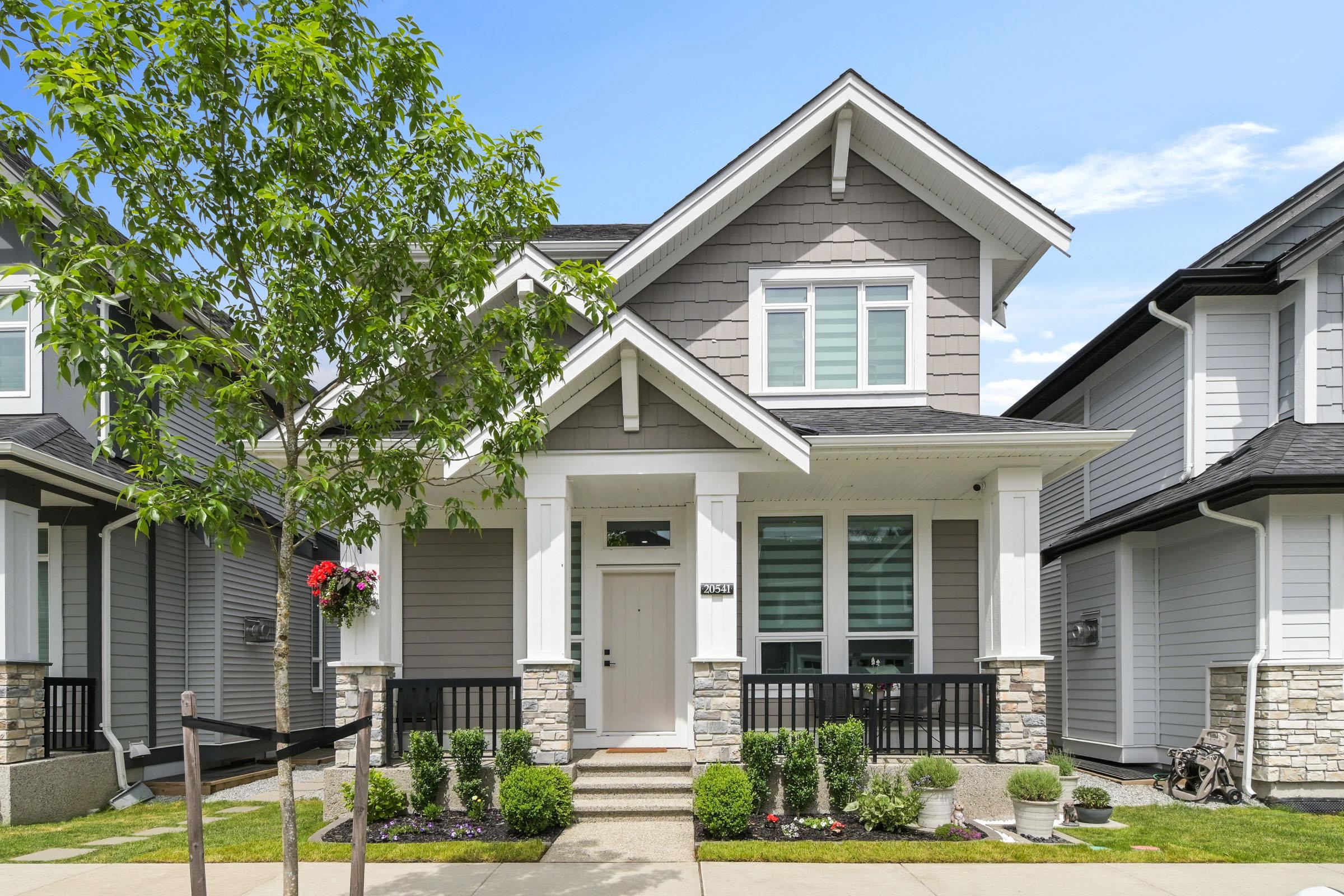 20541 77b Avenue, Langley, BC, V2Y 1X3