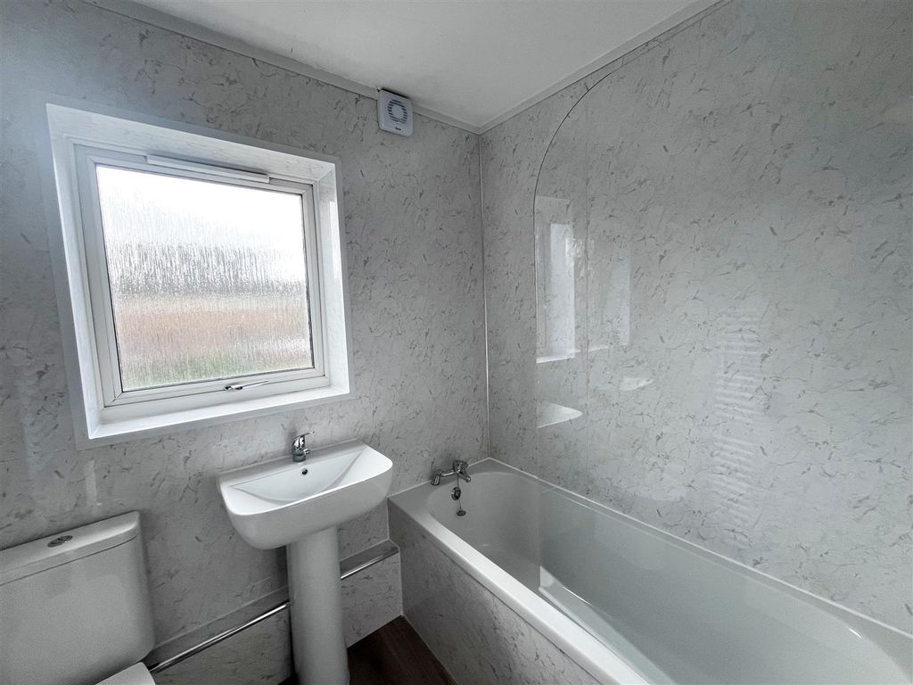 Additional image 6 of 1 bed flat to rentReeman Court, Lacey Green, Wilmslow SK9