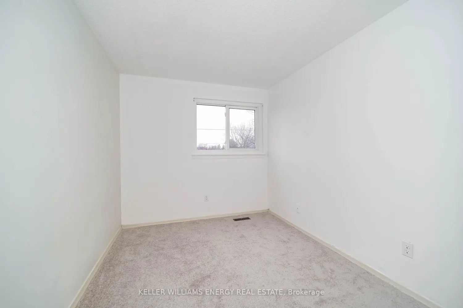 Additional image 10 of 1333 Mary Street 39