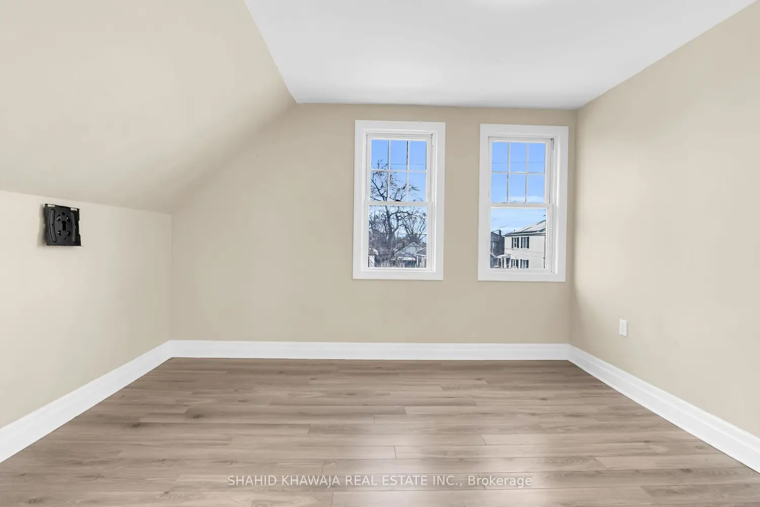 Additional image 15 of 22 Lyons Avenue