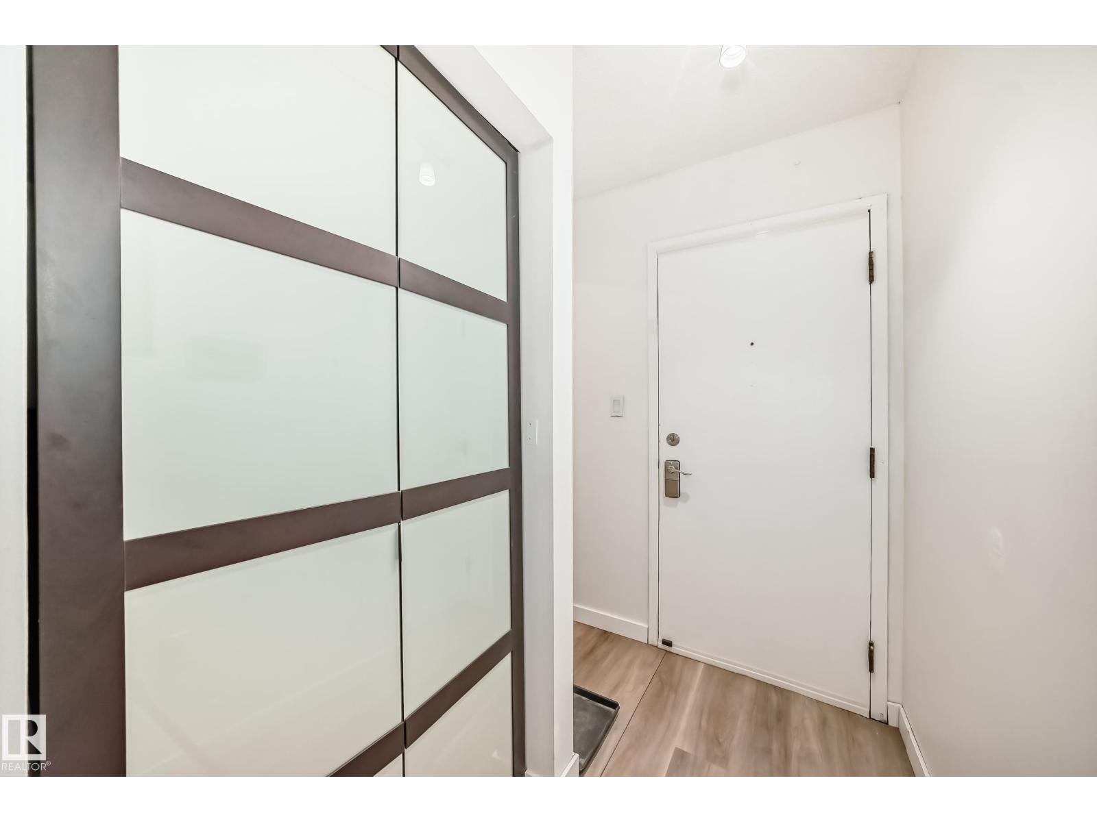 Additional image 6 of G3-10138 116 Street NW, Edmonton, AB, T5K1V8