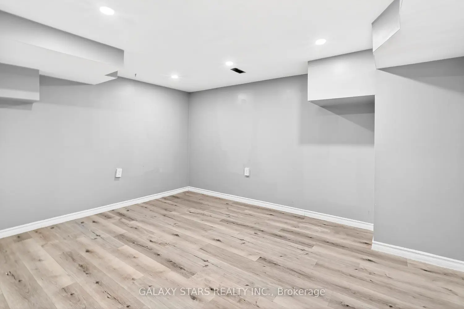Additional image 13 of 861 Florell Drive