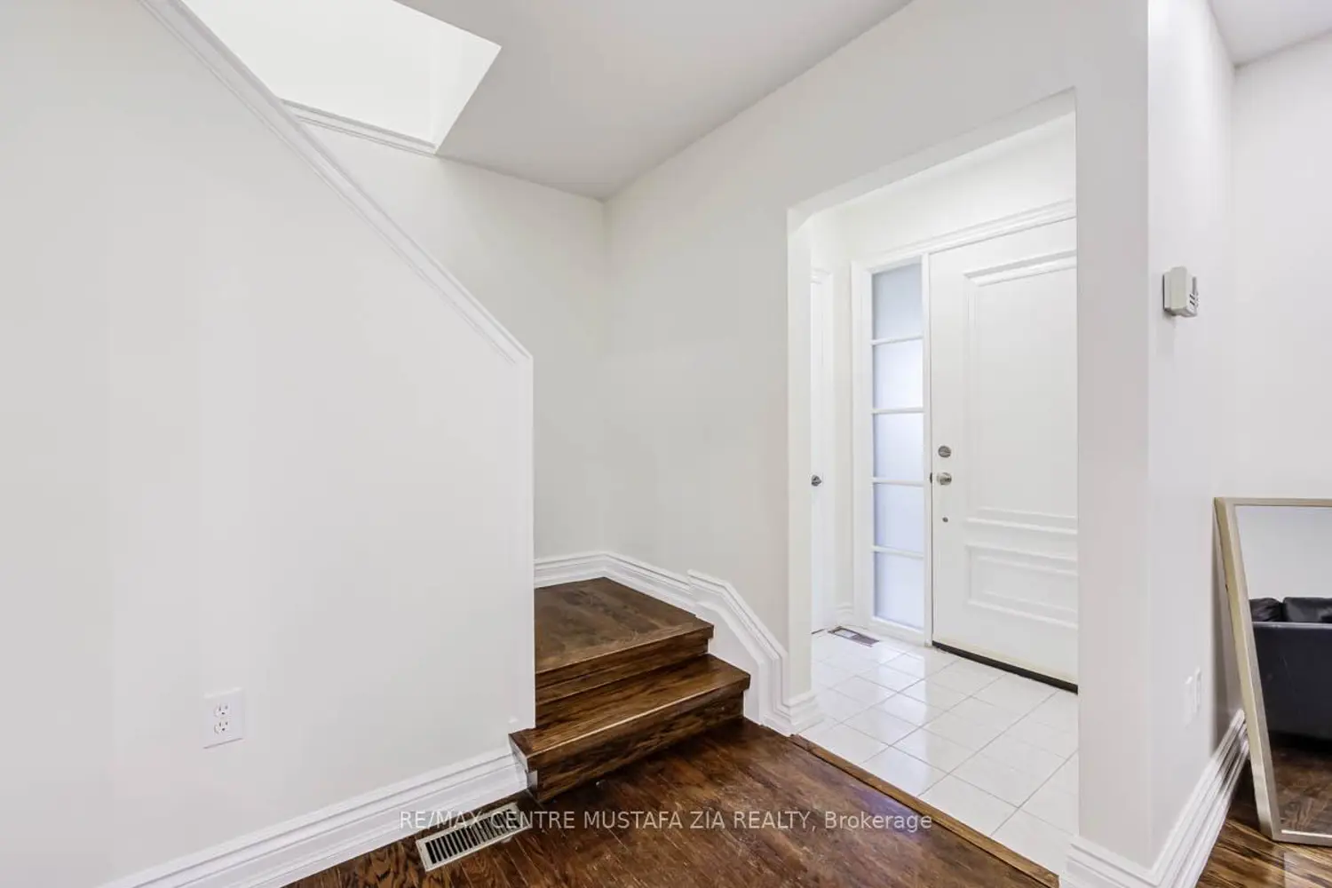 Additional image 3 of 561 Wingrove Crescent