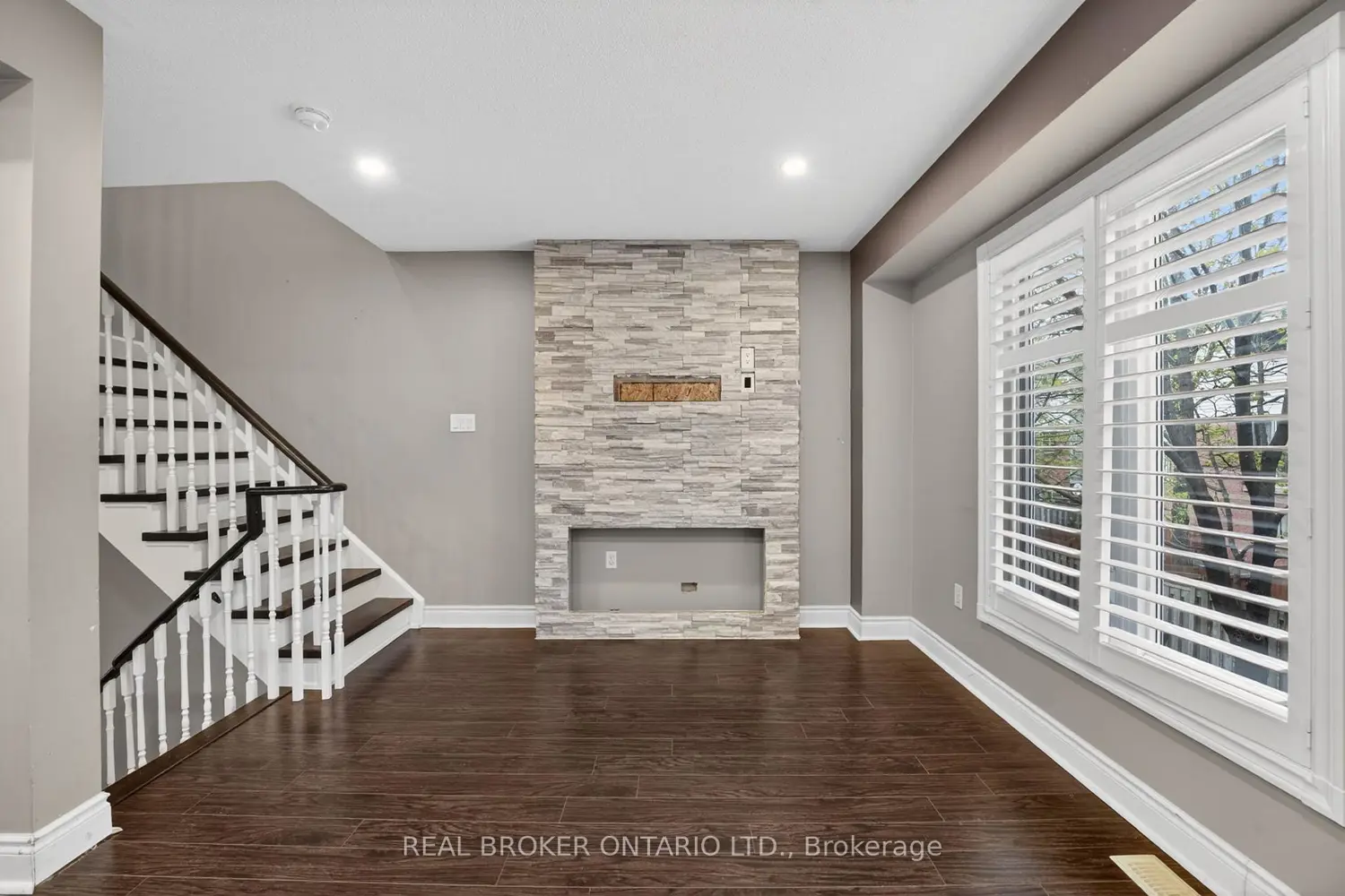 Additional image 15 of 5985 Creditview Road 8