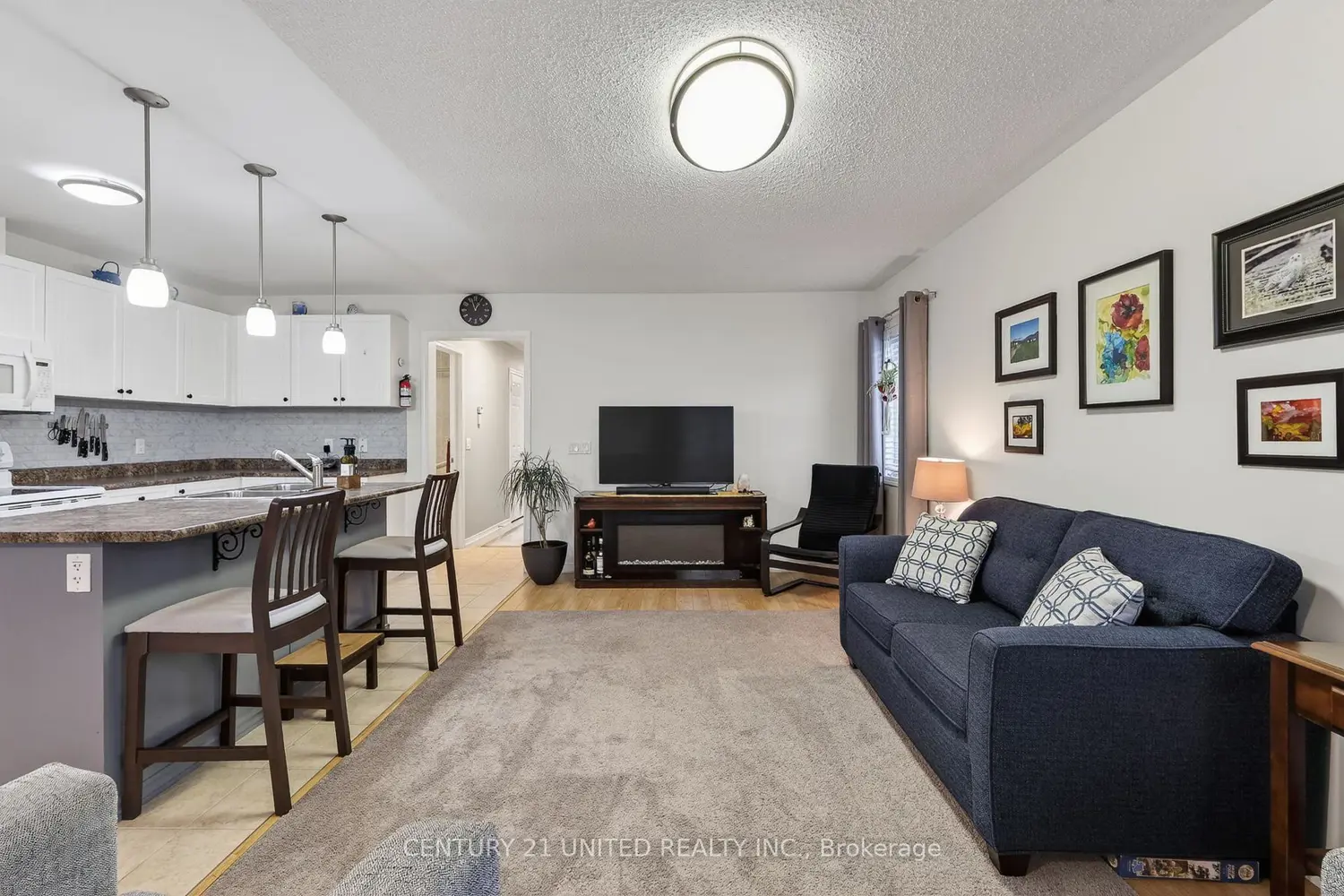 Additional image 10 of 832 Leslie Street