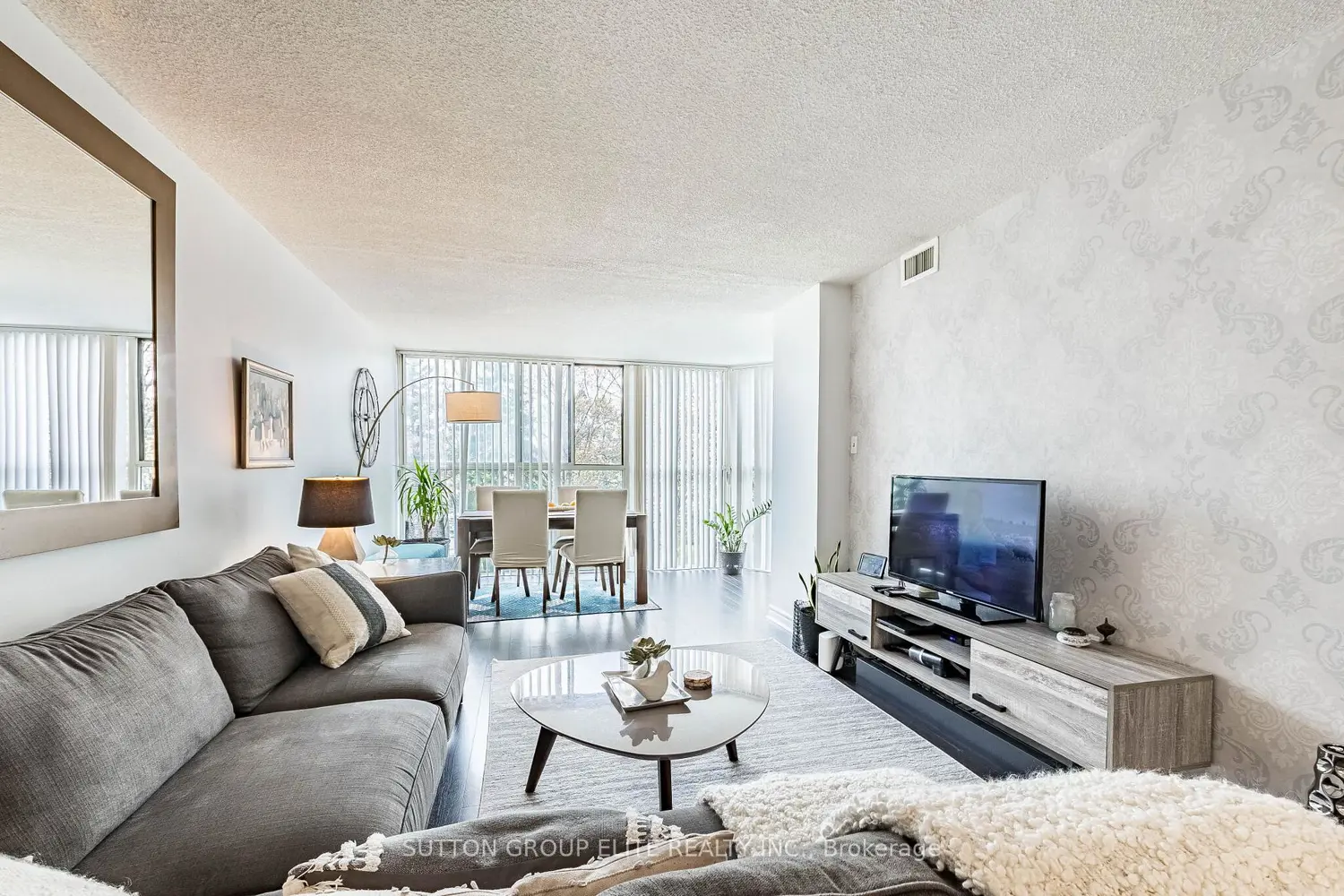 Additional image 10 of 2091 Hurontario Street 307
