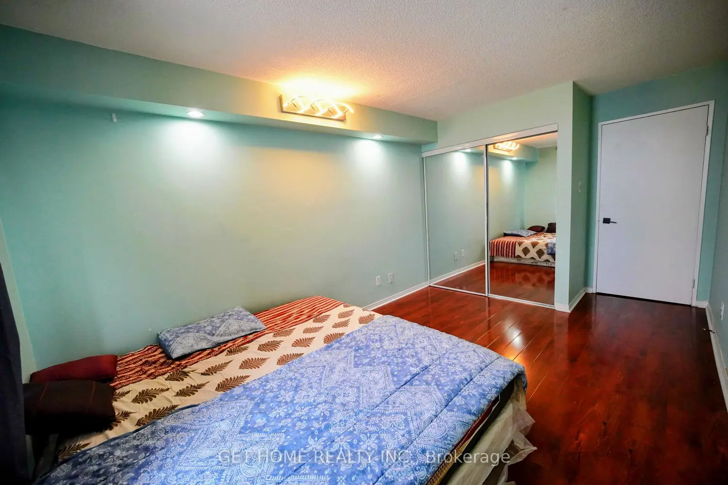 Additional image 12 of 115 Hillcrest Avenue 1402