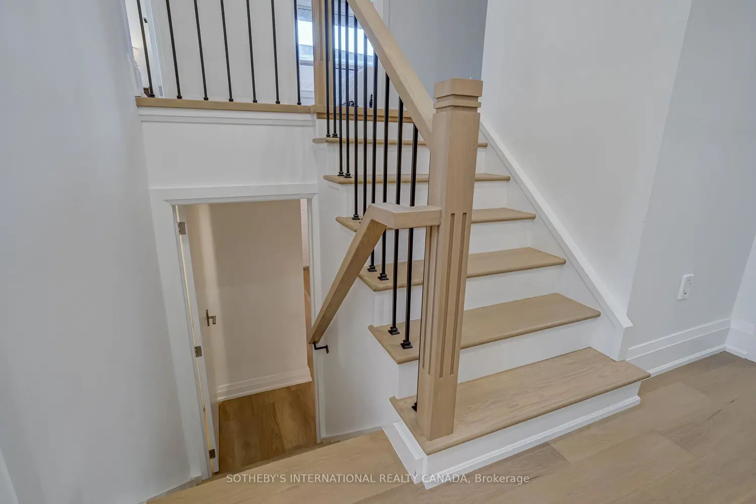 Additional image 12 of 34 Euphrasia Drive