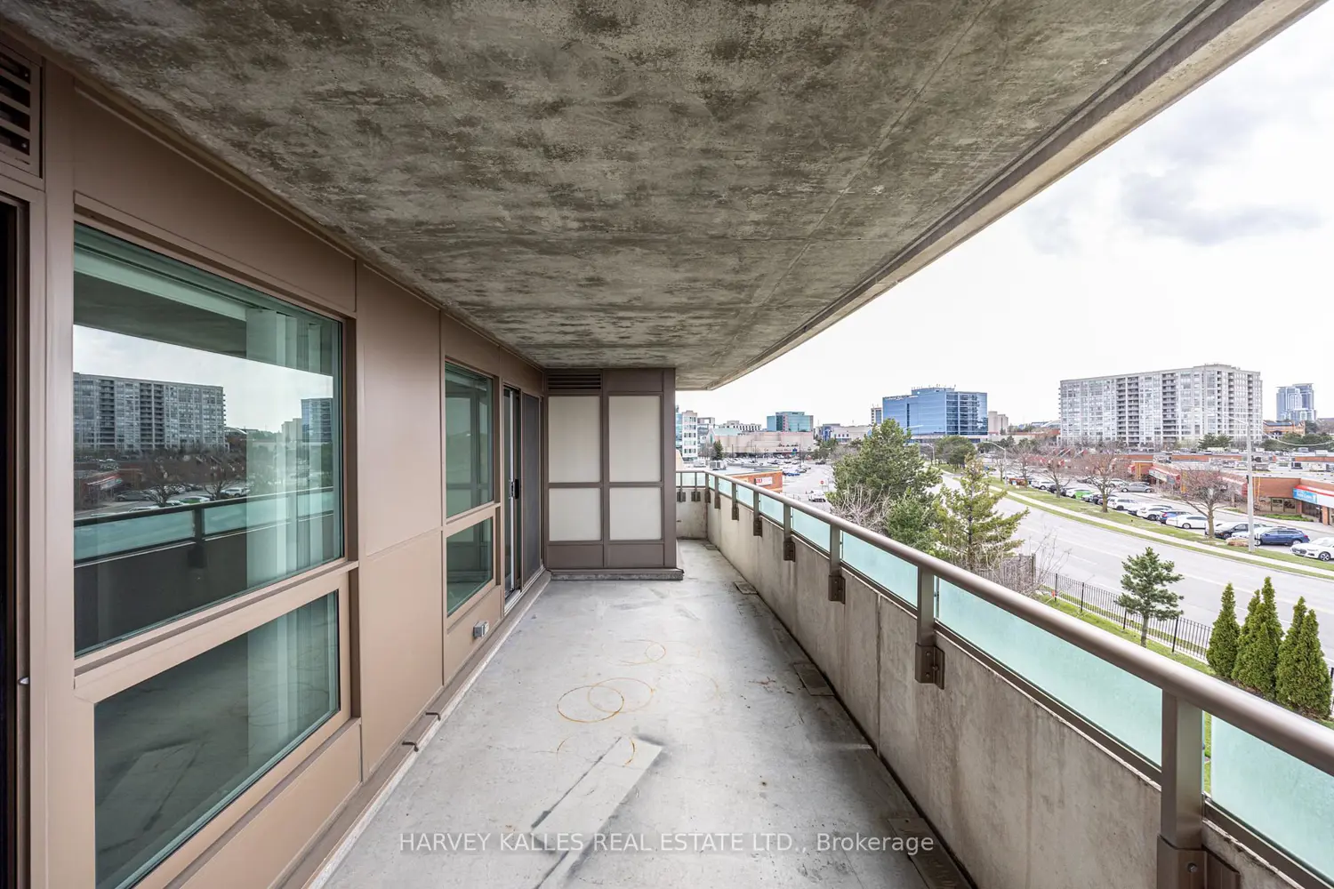 Additional image 17 of 75 Norman Bethune Avenue 317