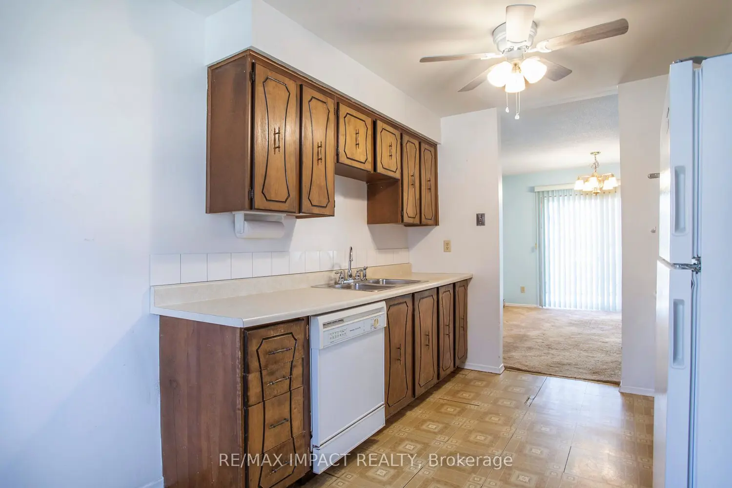 Additional image 8 of 19 Macpherson Avenue 37