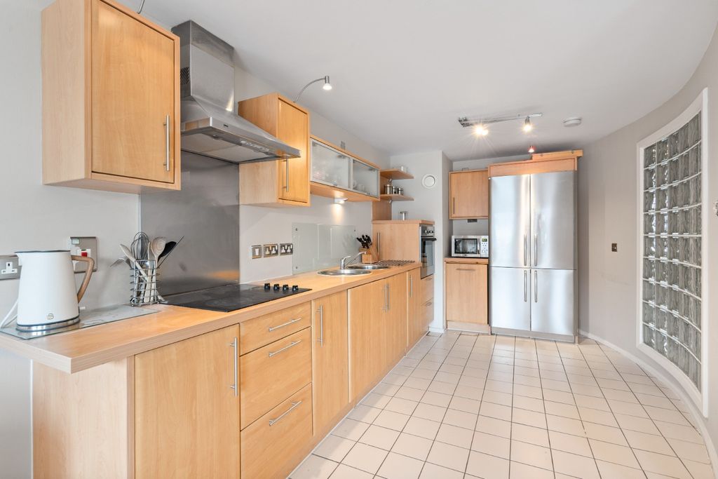 Additional image 16 of 2 bed flat to rentBreadalbane Street, Leith, Edinburgh EH6